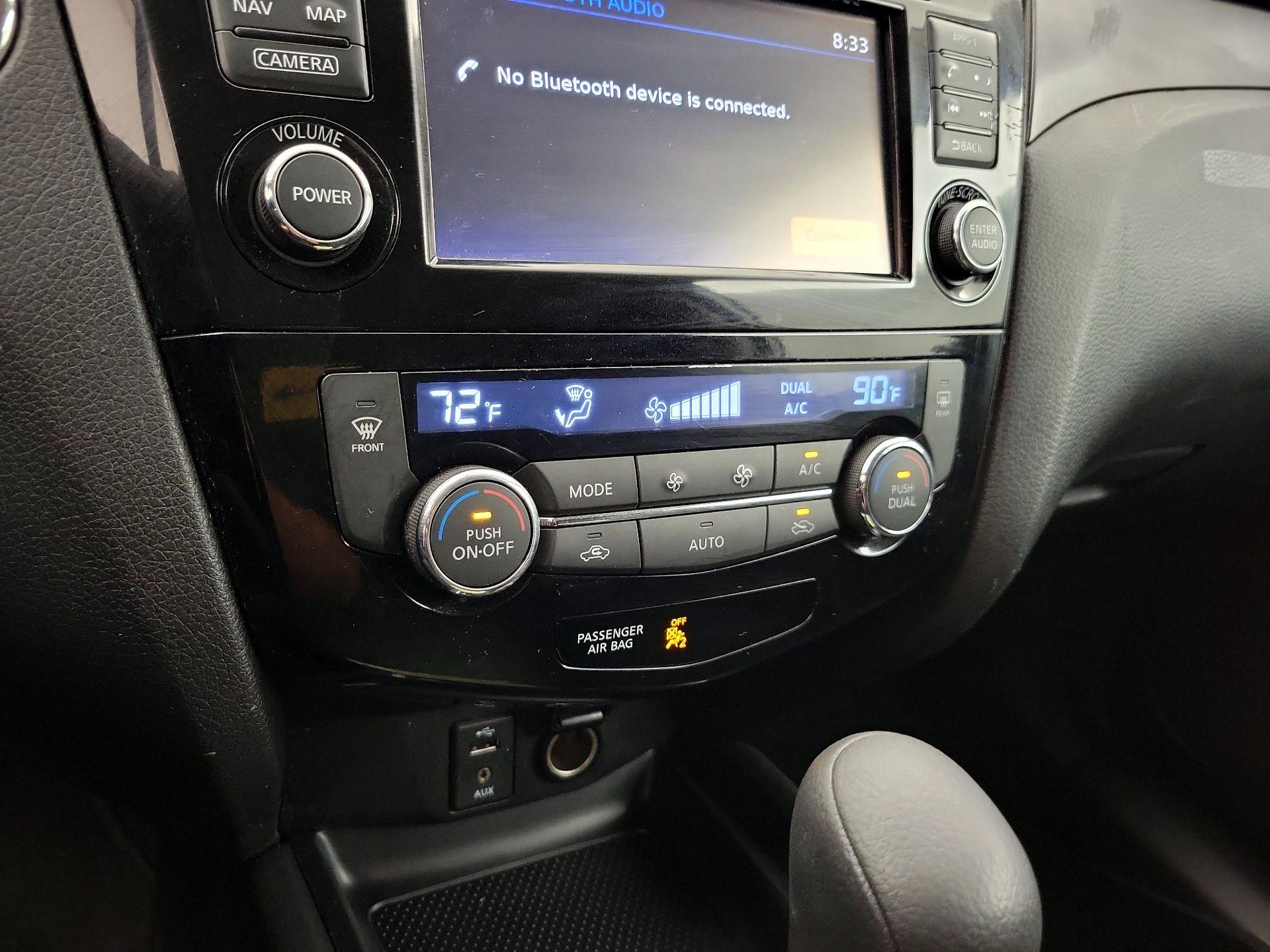 Thumbnail: 2016 Nissan Rogue - 17