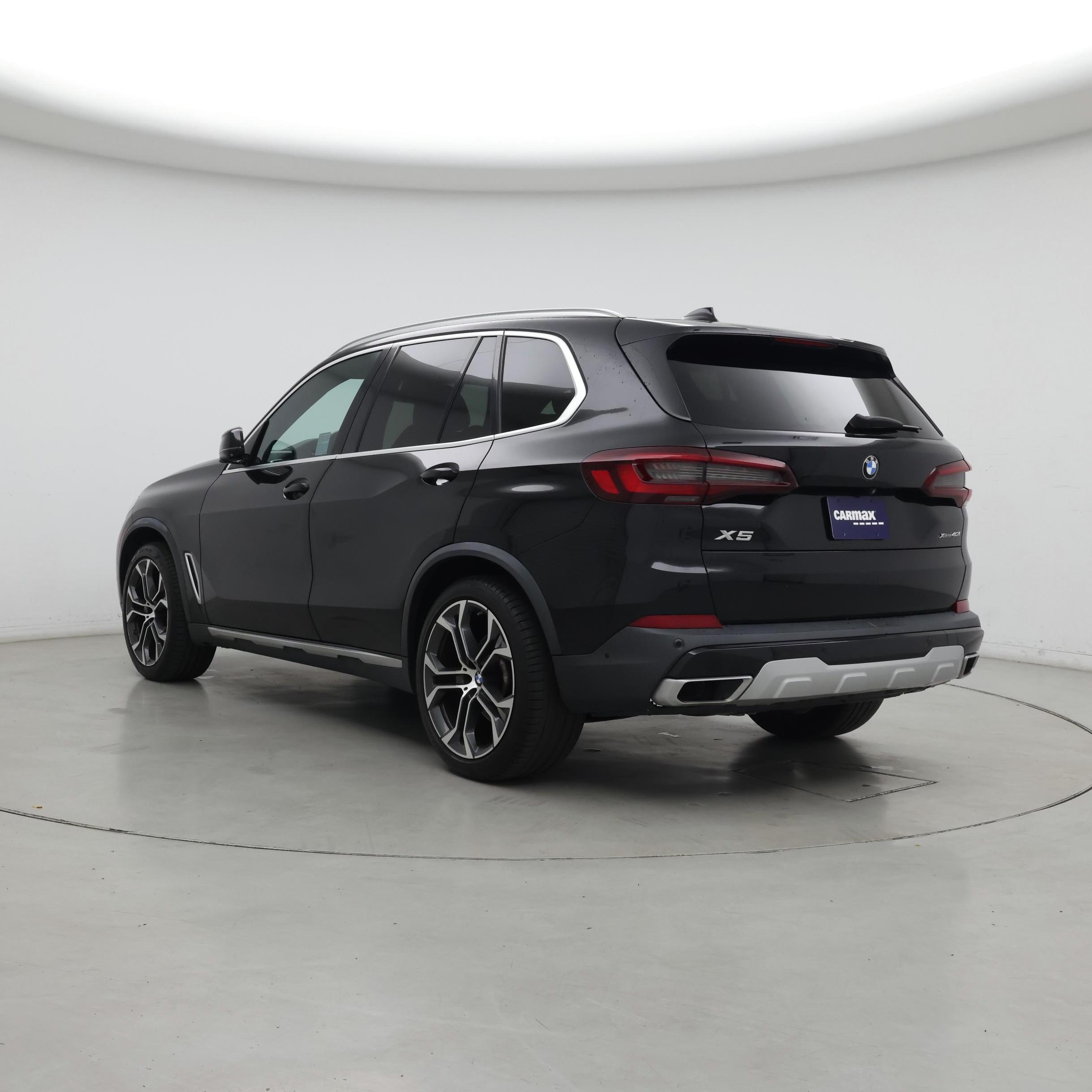 Thumbnail: 2021 BMW X5 - 2