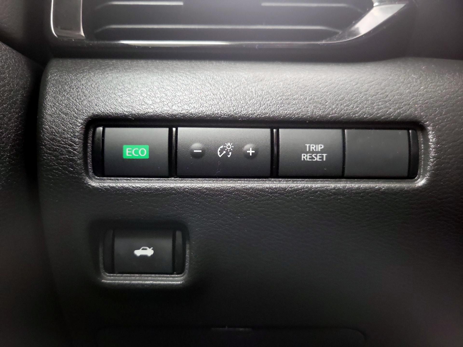 Thumbnail: 2021 Nissan Sentra - 13