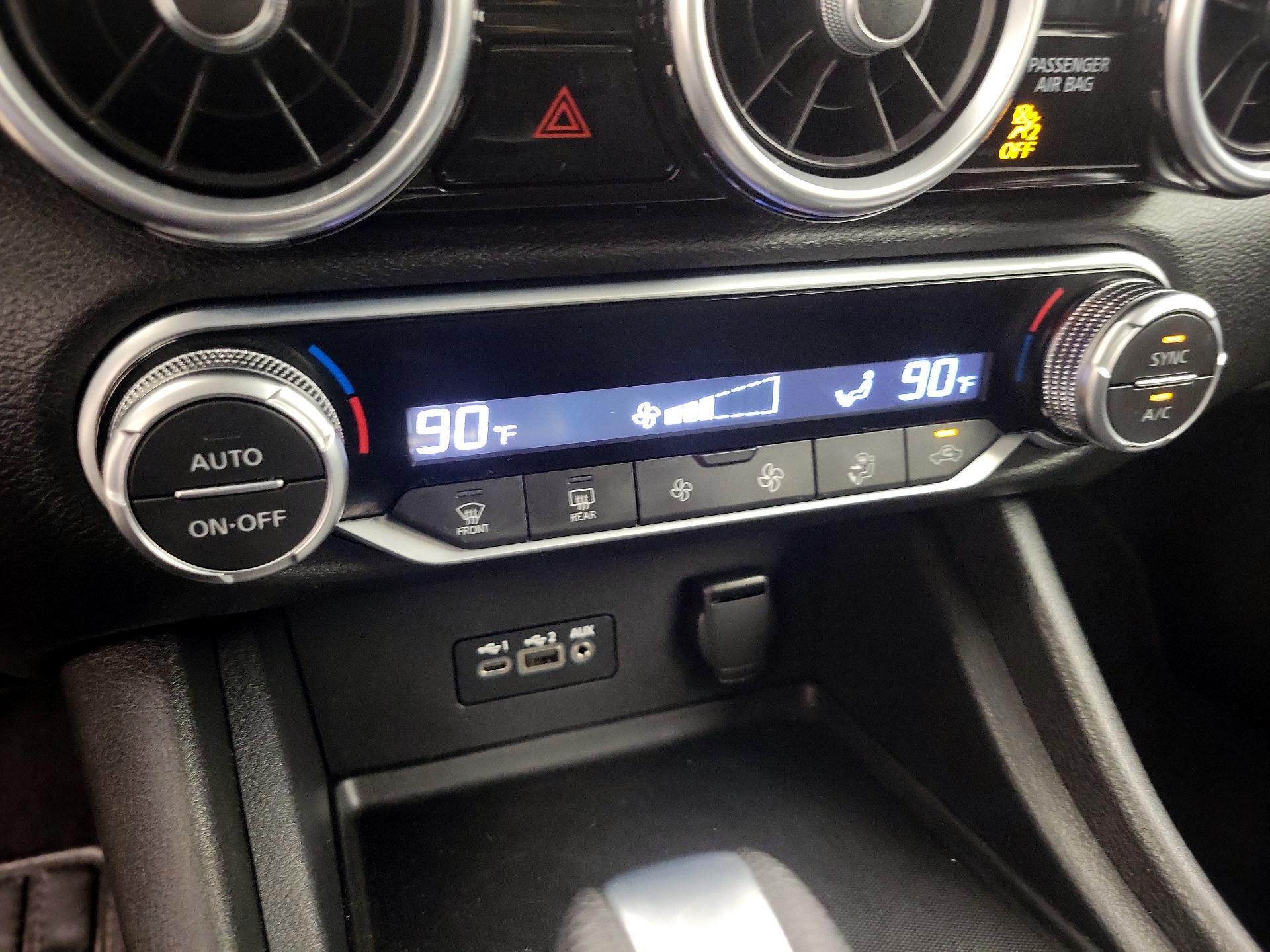 Thumbnail: 2021 Nissan Sentra - 16