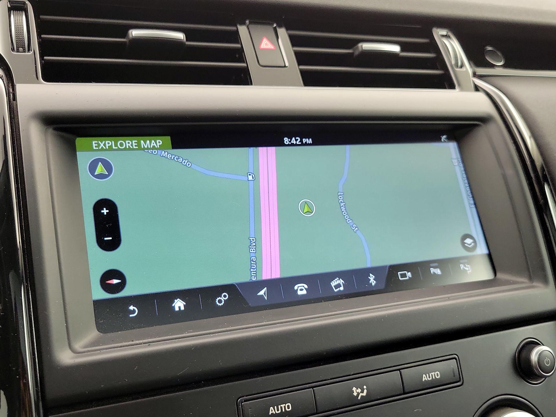 Thumbnail: 2019 Land Rover Discovery - 14