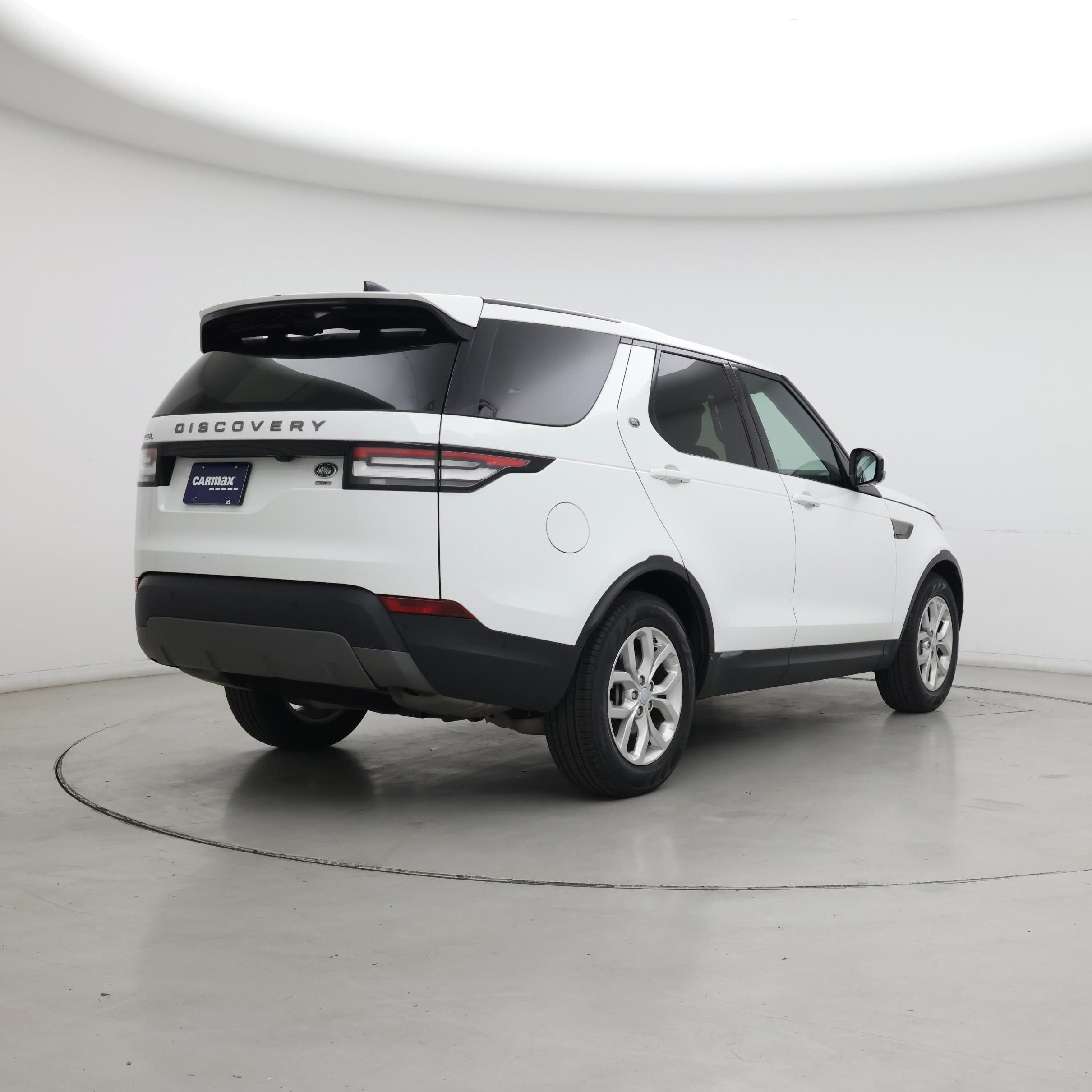 Thumbnail: 2019 Land Rover Discovery - 8
