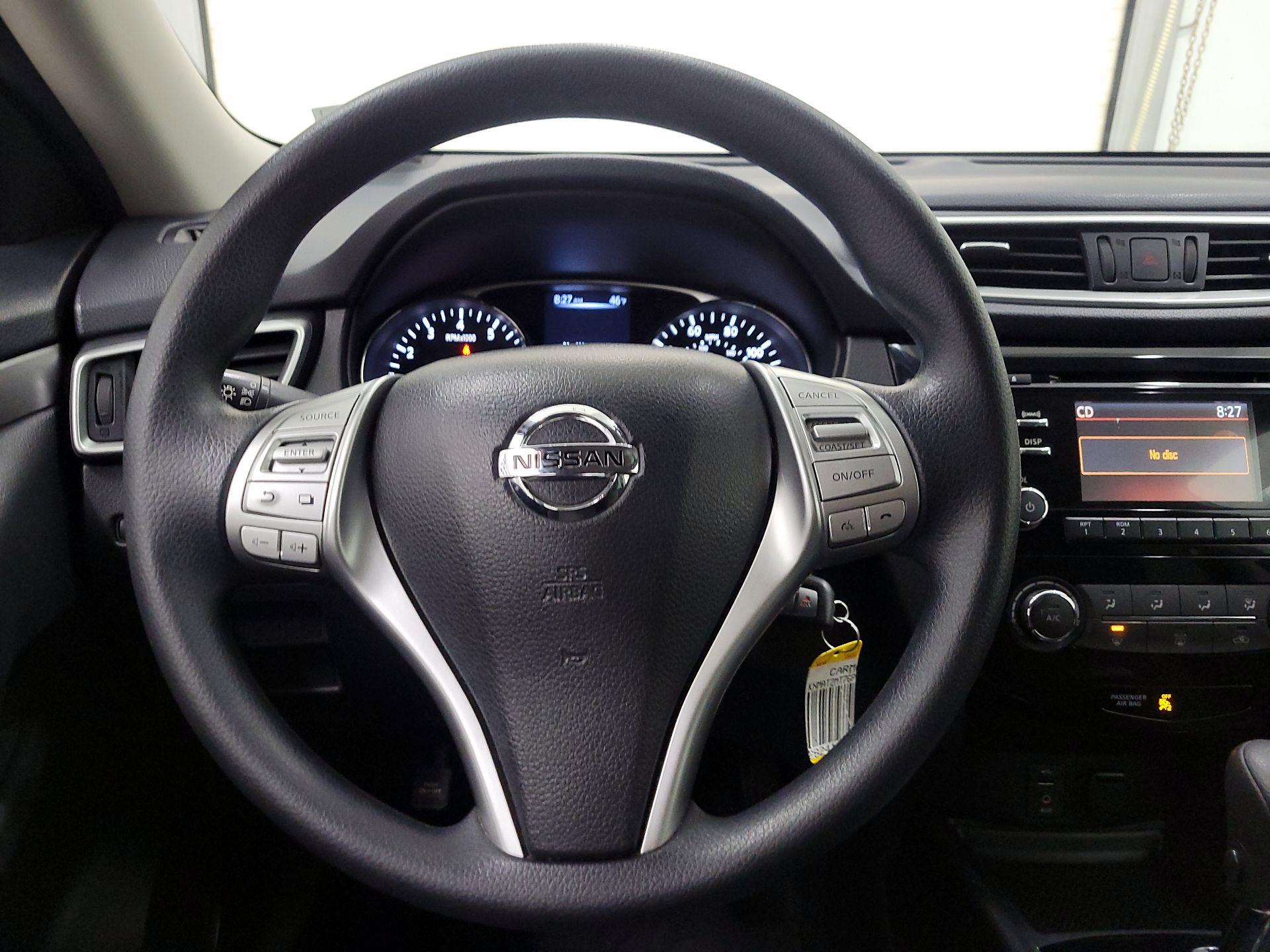 Thumbnail: 2016 Nissan Rogue - 10