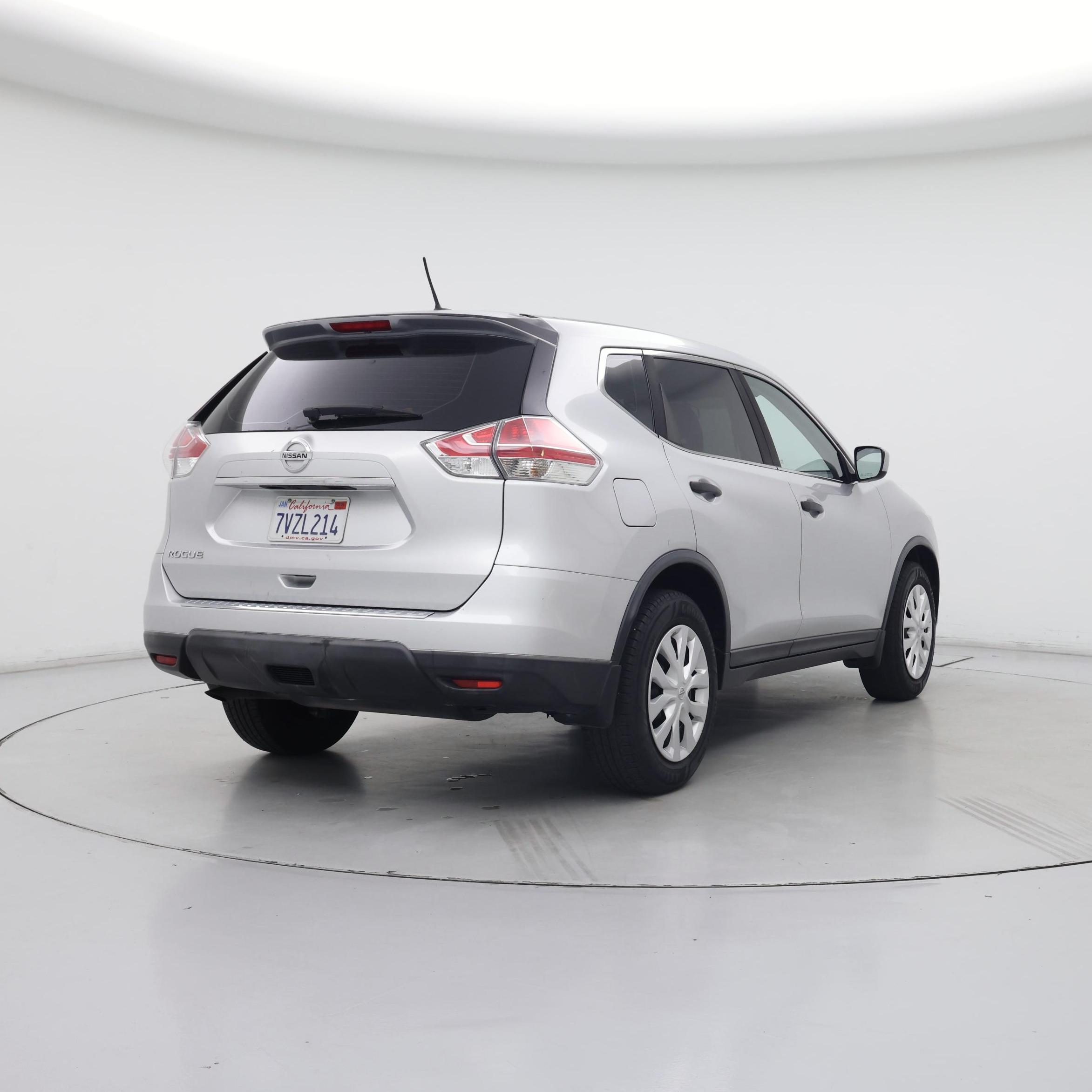 Thumbnail: 2016 Nissan Rogue - 8
