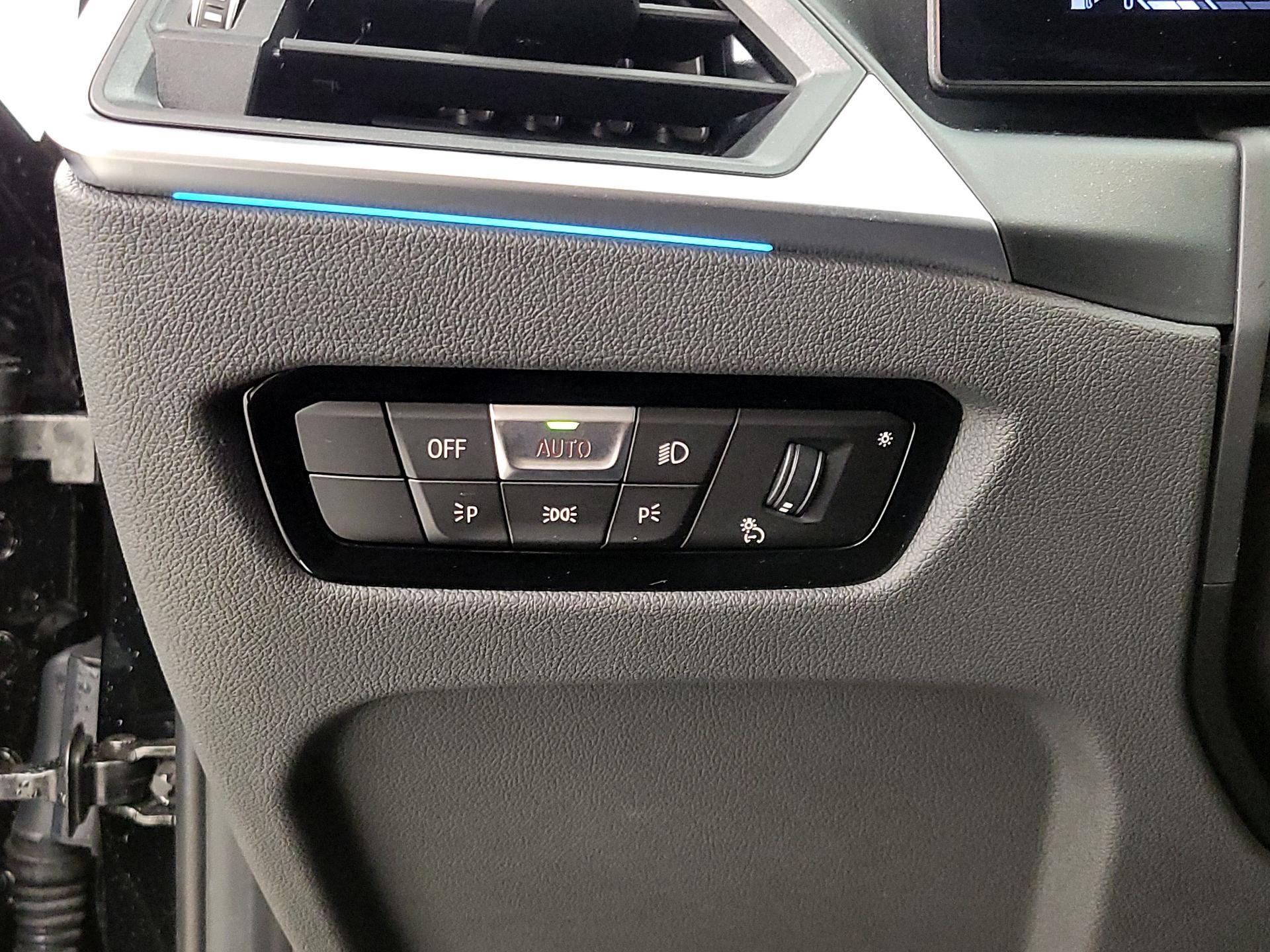 Thumbnail: 2023 BMW 3 Series - 13