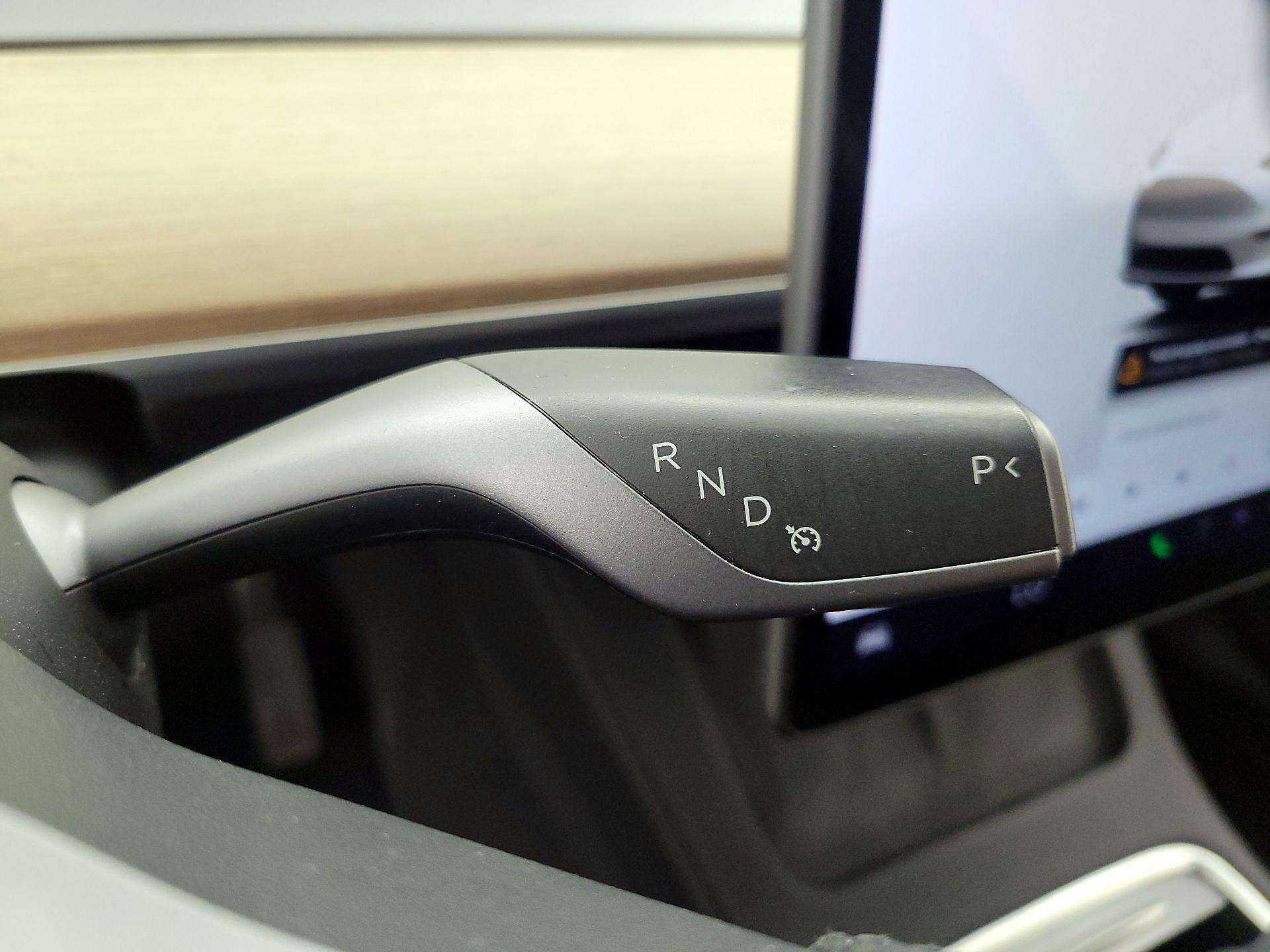 Thumbnail: 2022 Tesla Model Y - 17