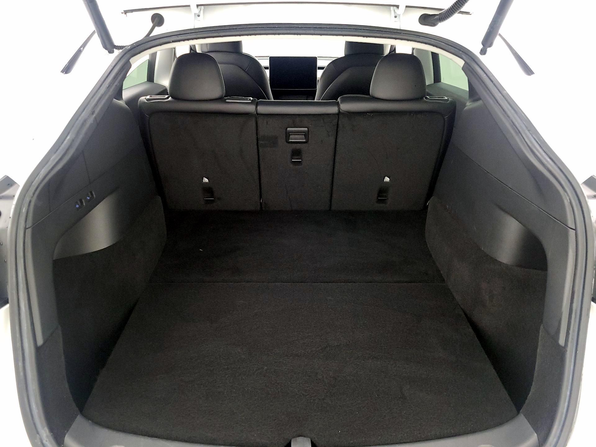 Thumbnail: 2022 Tesla Model Y - 20