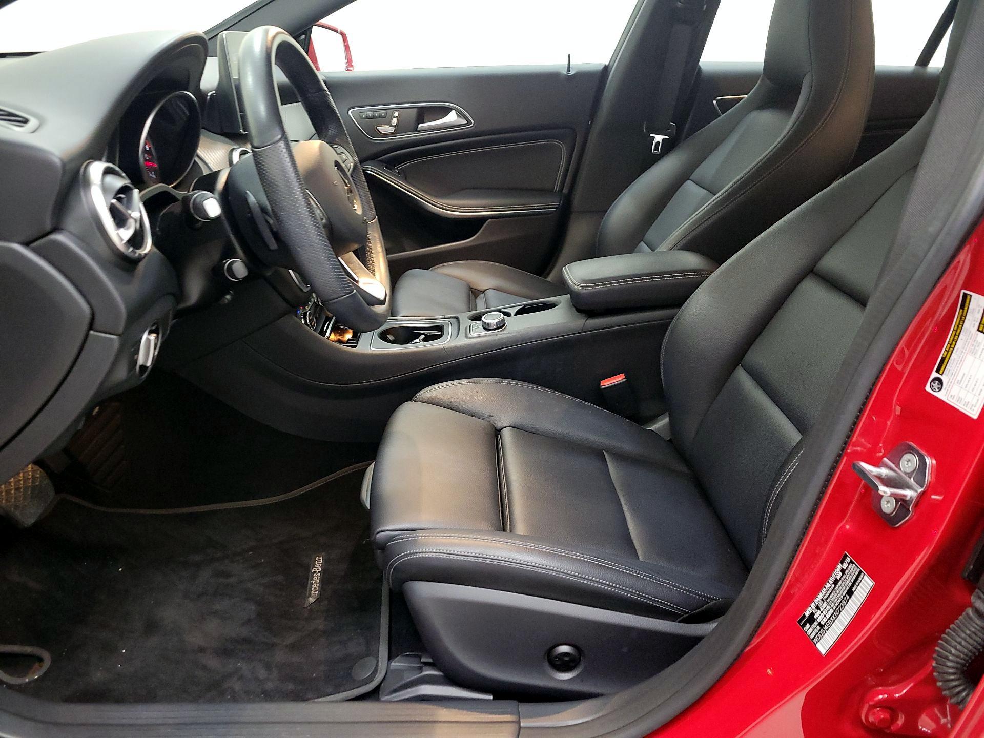 Thumbnail: 2019 Mercedes-Benz CLA - 11