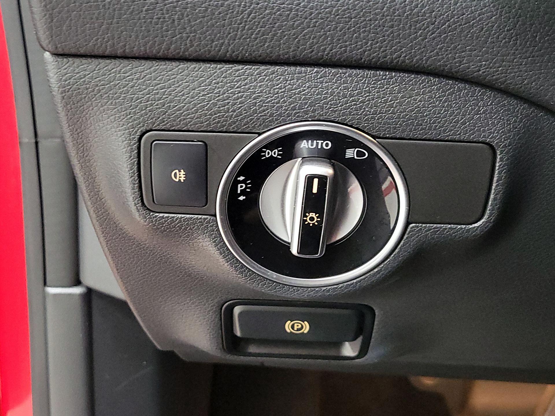 Thumbnail: 2019 Mercedes-Benz CLA - 13