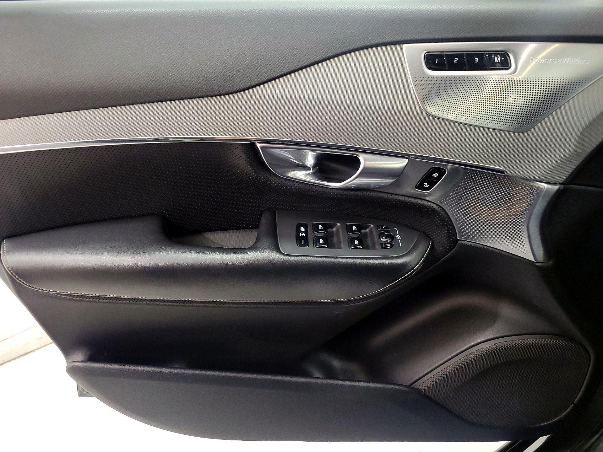 Thumbnail: 2018 Volvo XC90 - 12