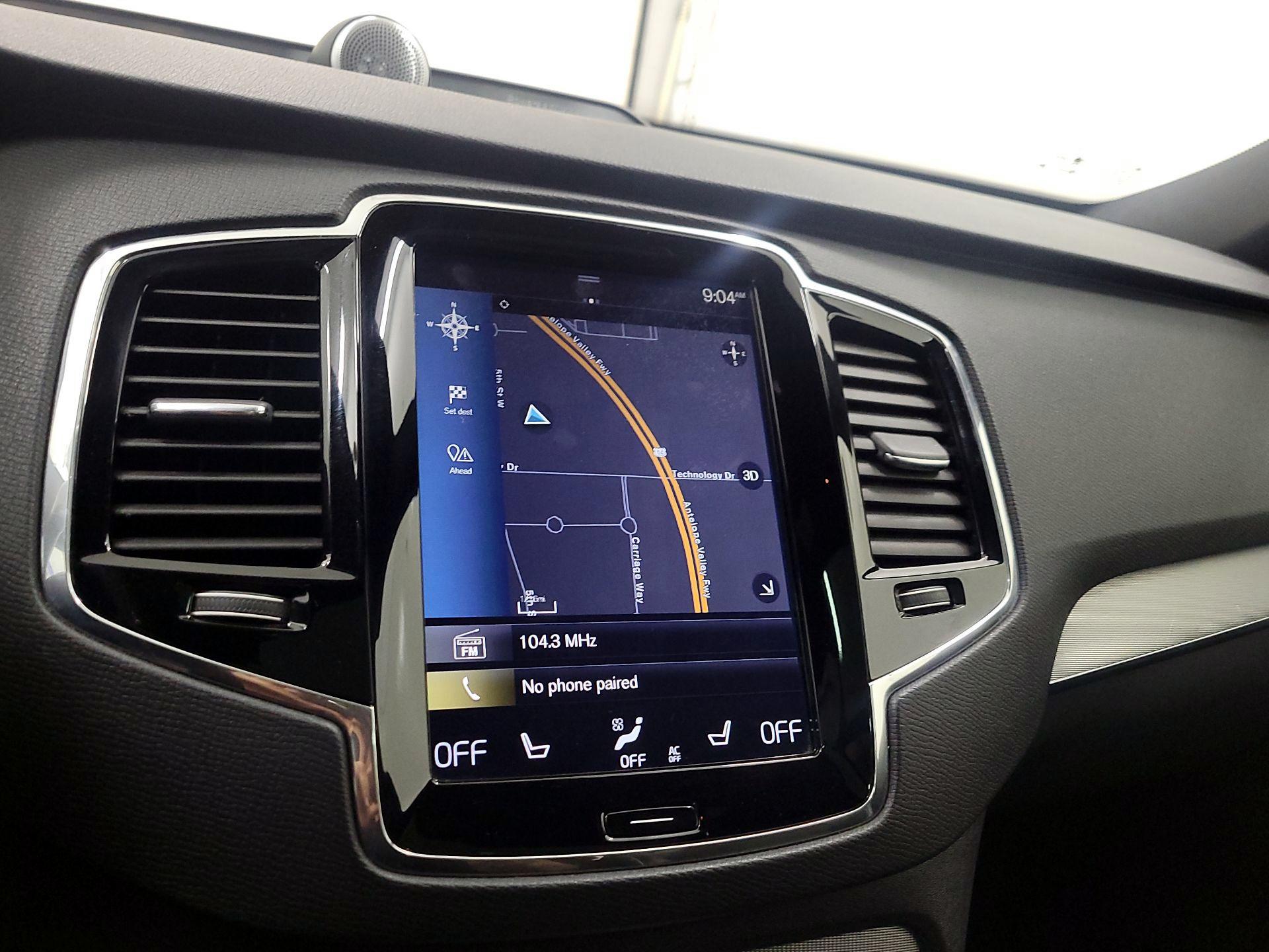 Thumbnail: 2018 Volvo XC90 - 14