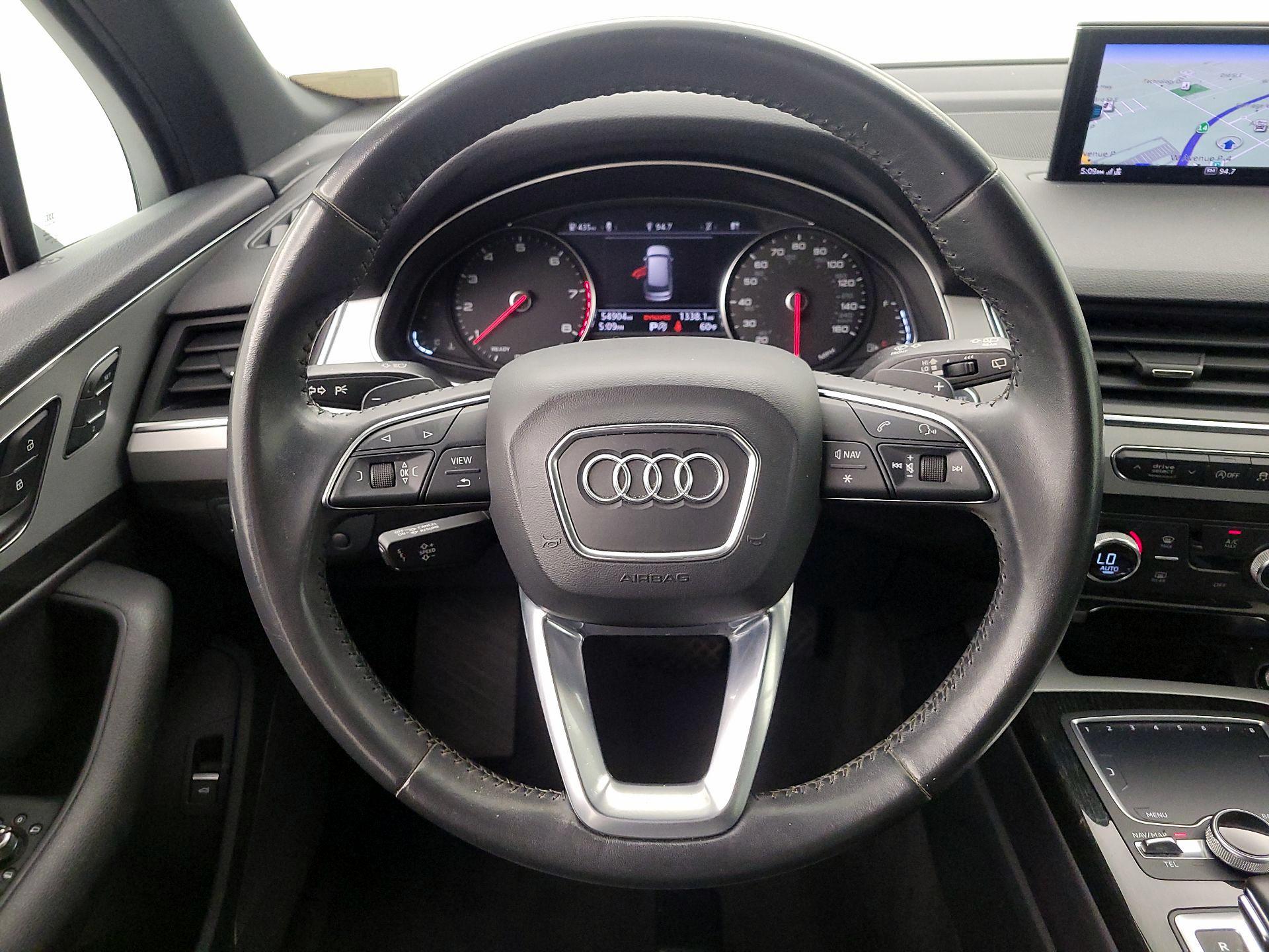 Thumbnail: 2019 Audi Q7 - 10