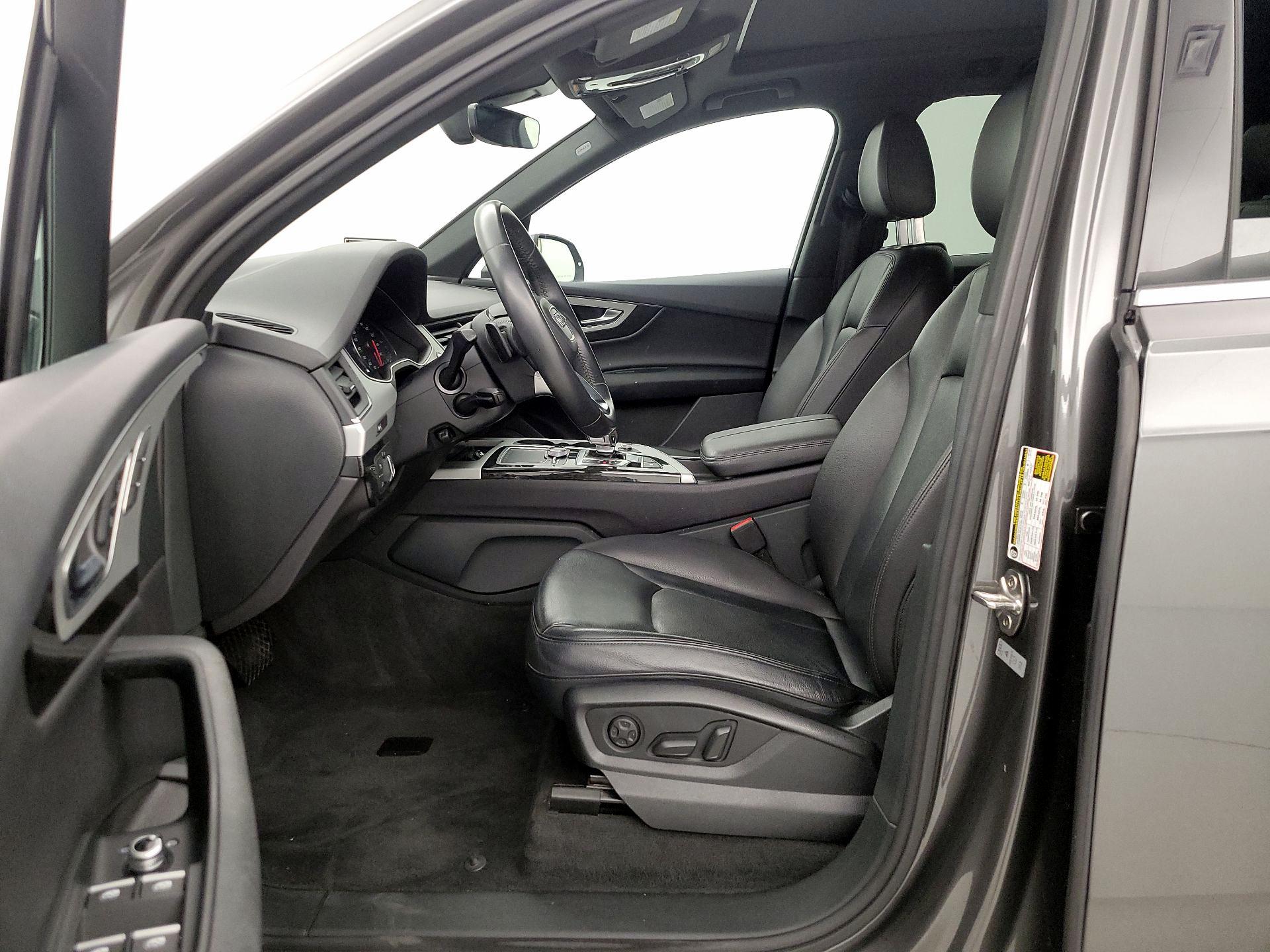 Thumbnail: 2019 Audi Q7 - 11