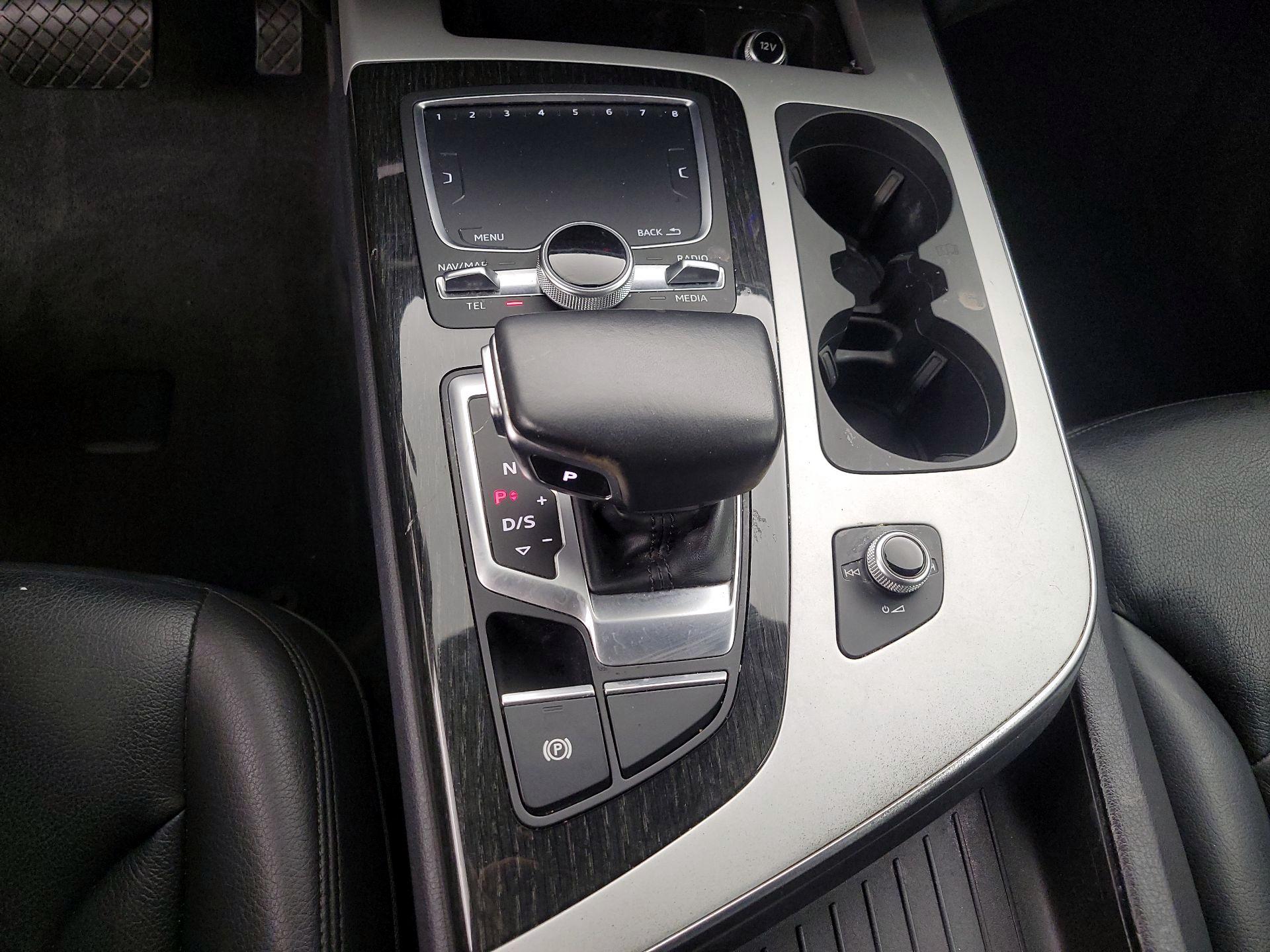 Thumbnail: 2019 Audi Q7 - 18