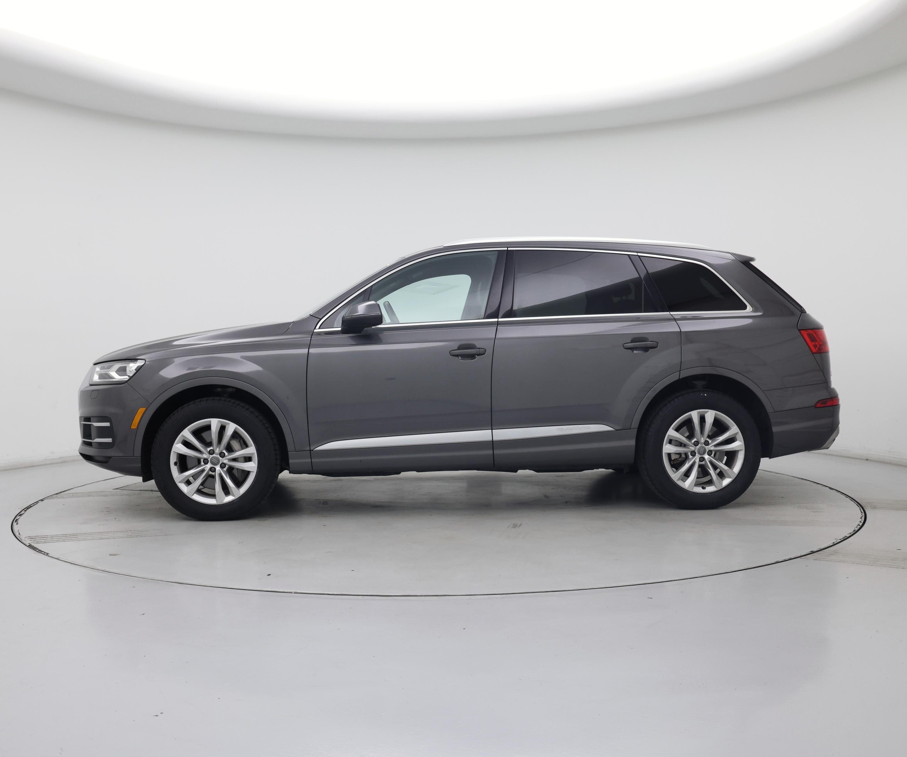 Thumbnail: 2019 Audi Q7 - 3