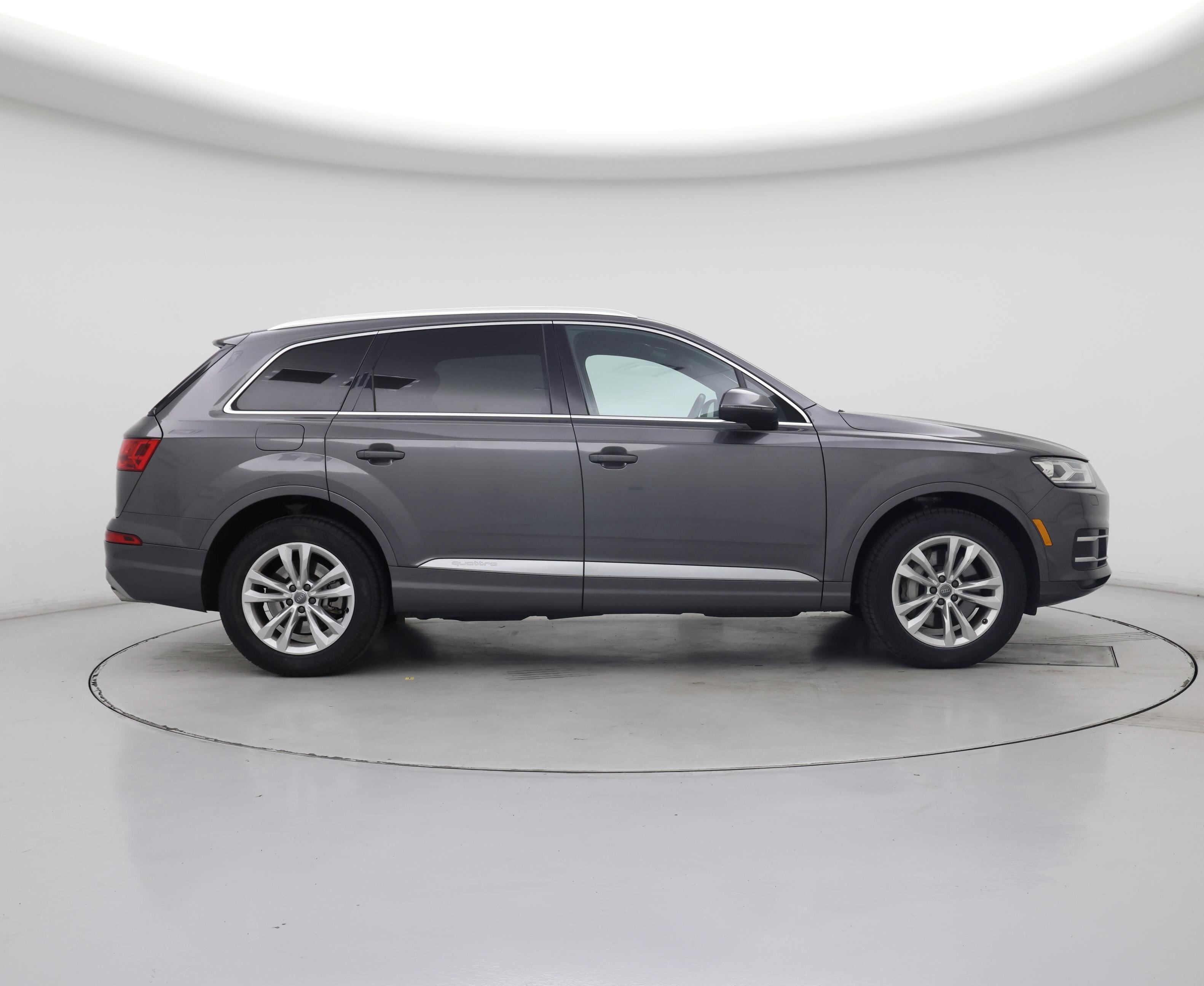 Thumbnail: 2019 Audi Q7 - 7