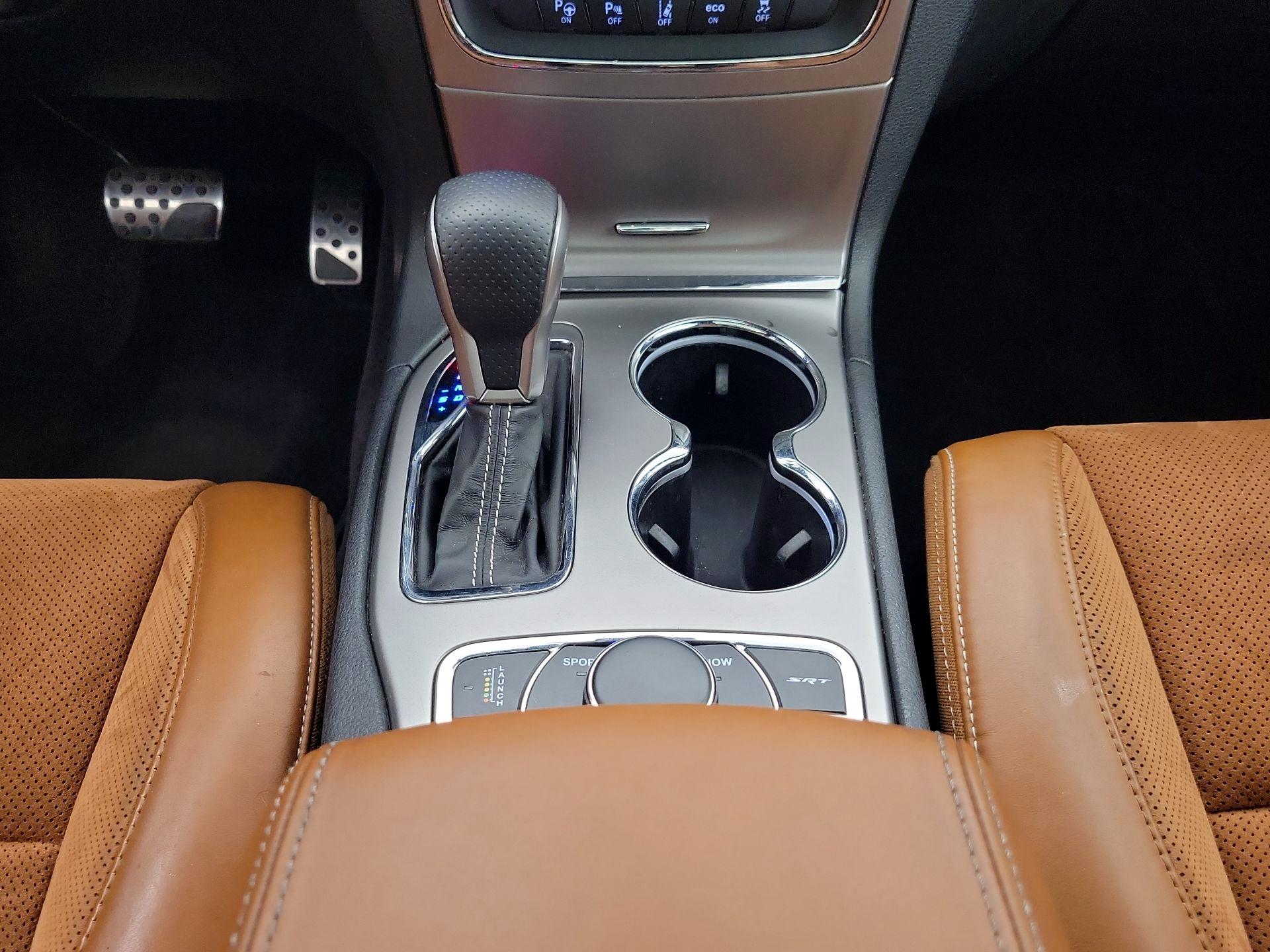 Thumbnail: 2017 Jeep Grand Cherokee - 18