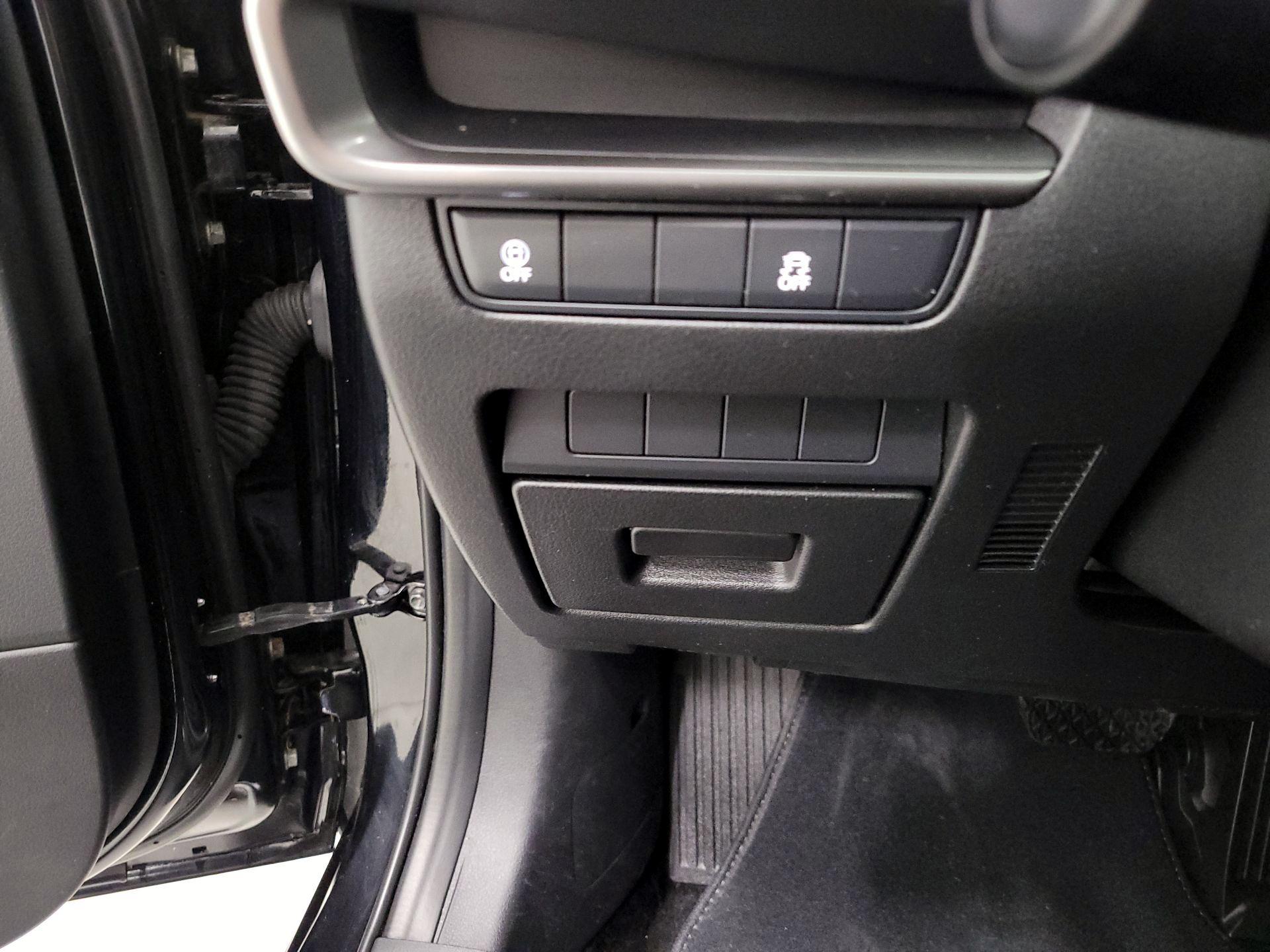 Thumbnail: 2022 Mazda Mazda3 - 13