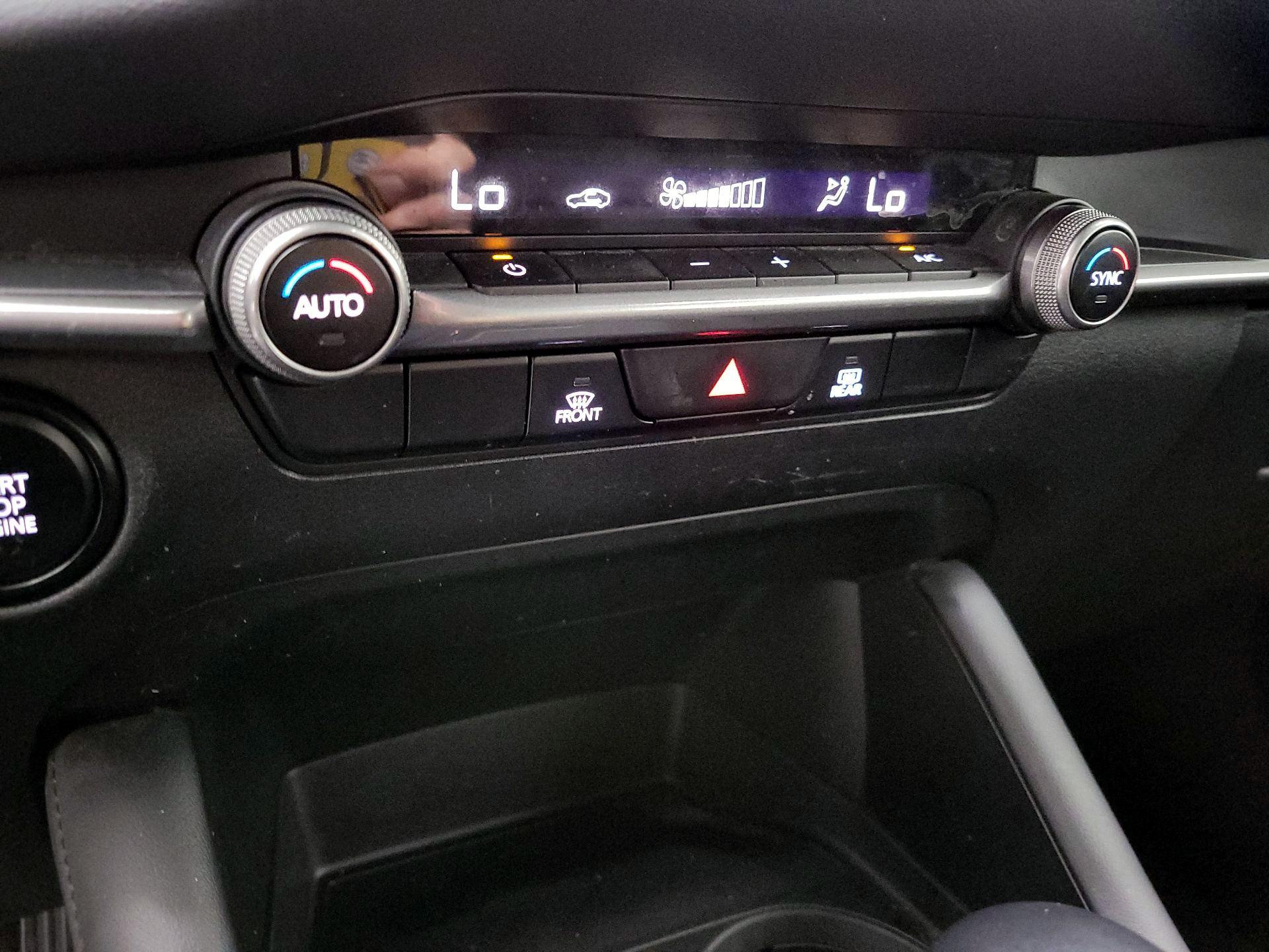 Thumbnail: 2022 Mazda Mazda3 - 16