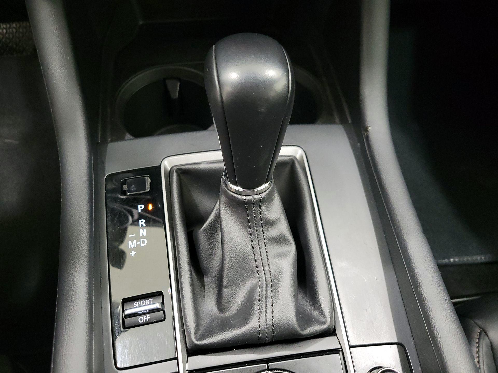 Thumbnail: 2022 Mazda Mazda3 - 17