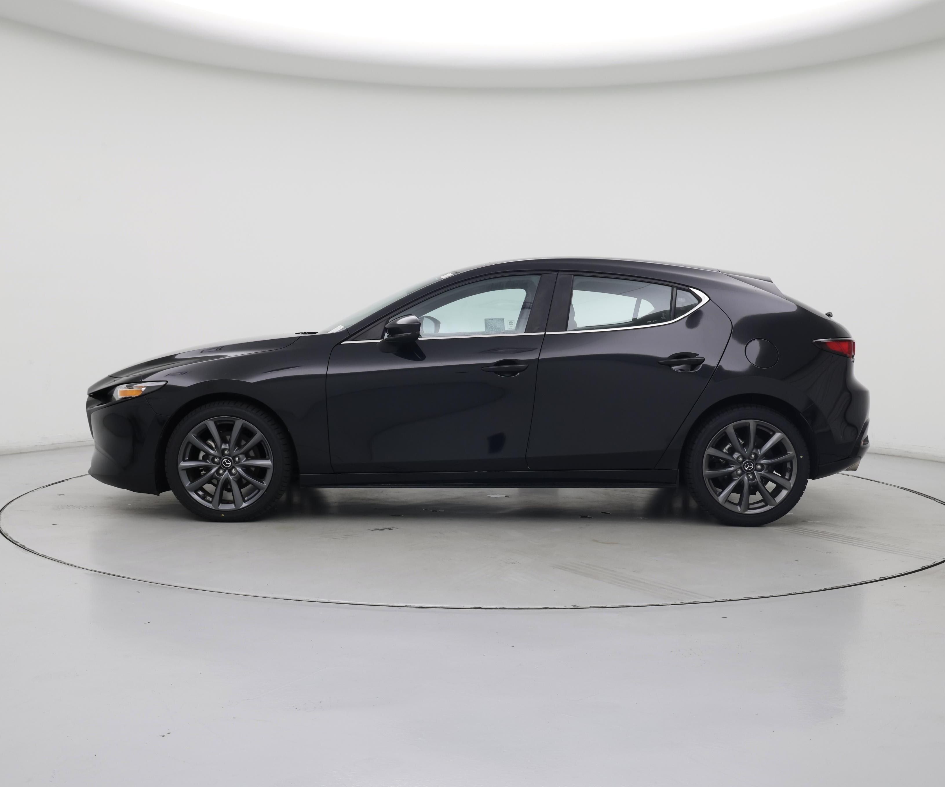 Thumbnail: 2022 Mazda Mazda3 - 3