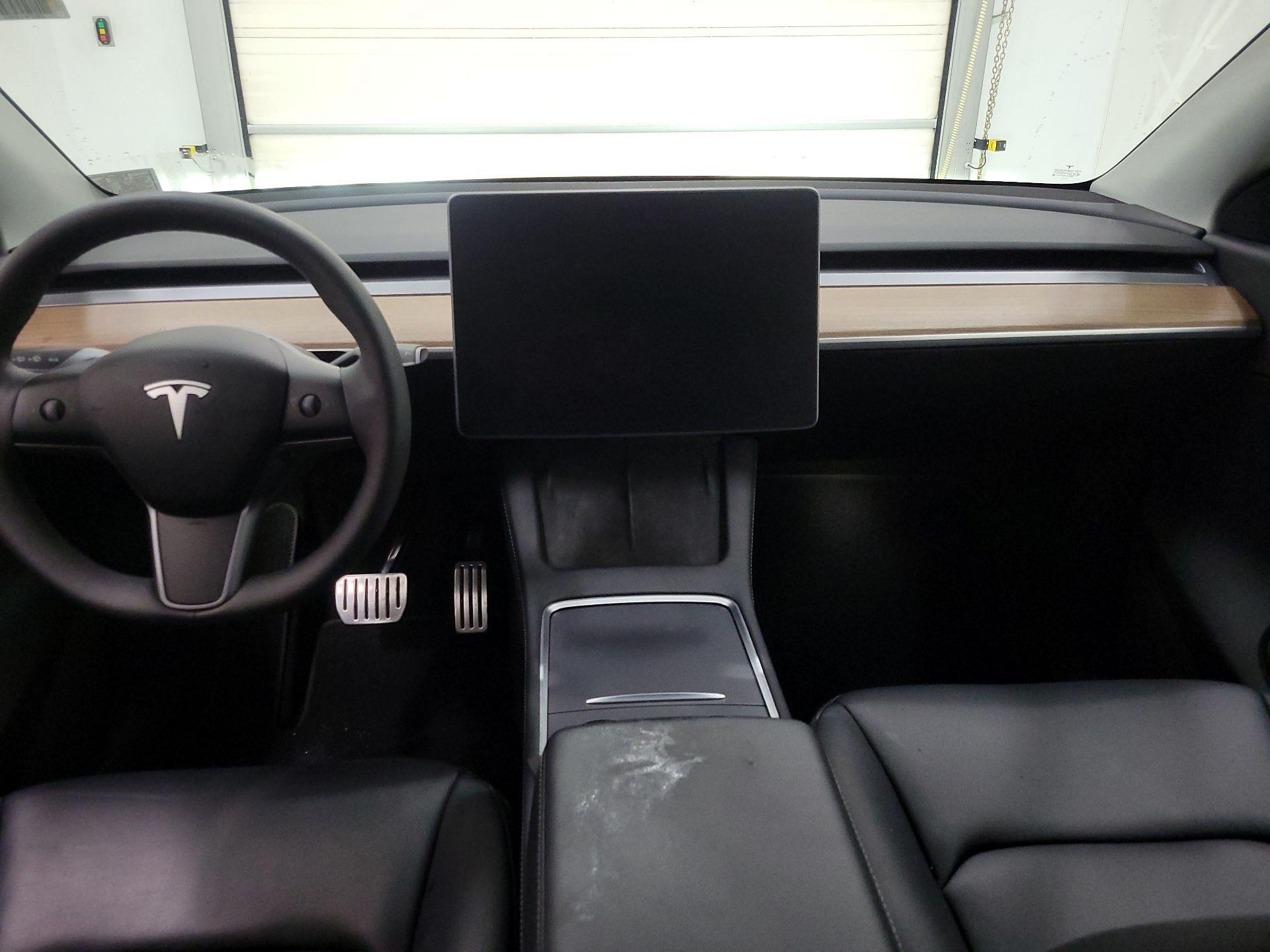 Thumbnail: 2022 Tesla Model Y - 9