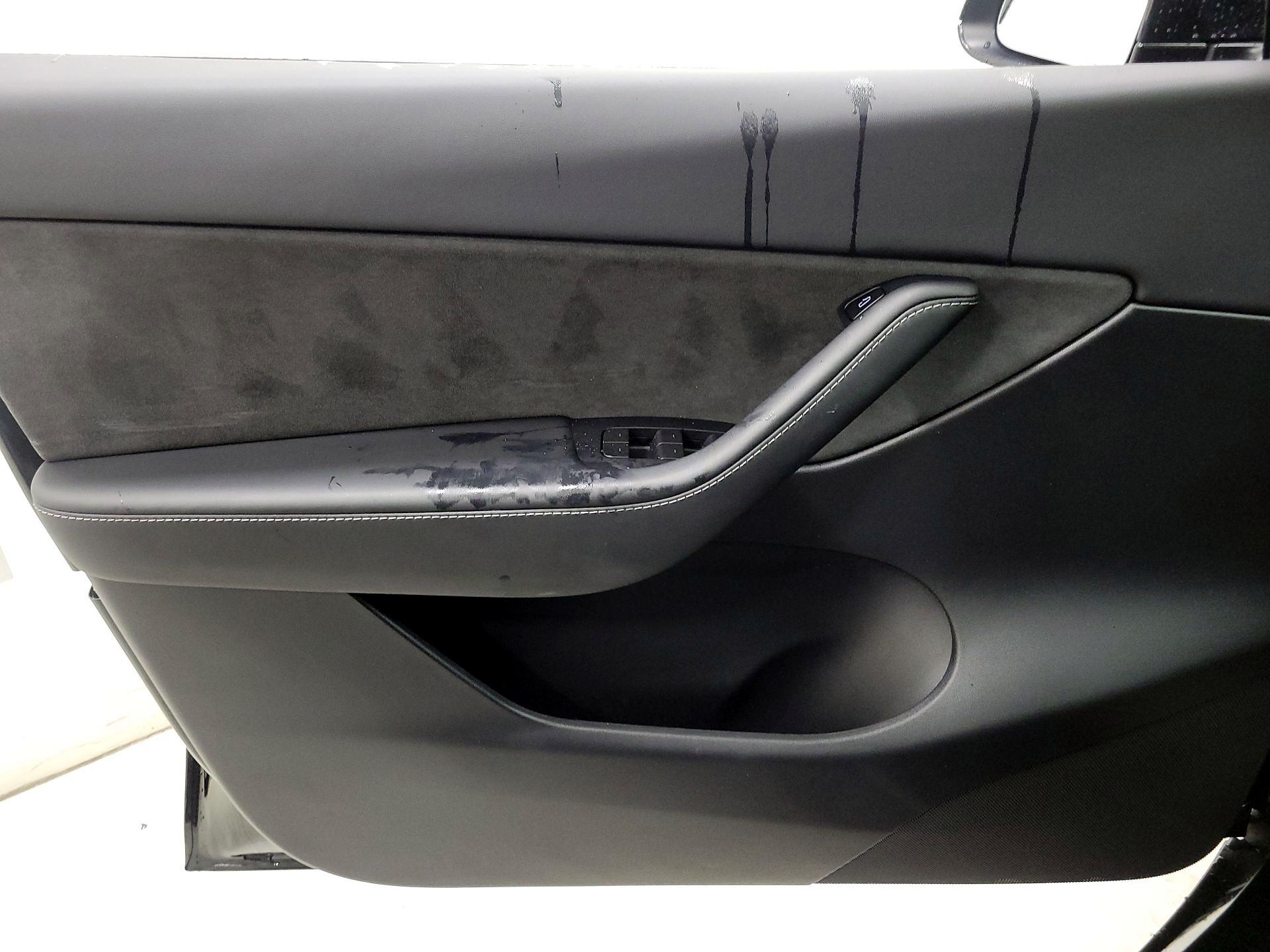 Thumbnail: 2022 Tesla Model Y - 12