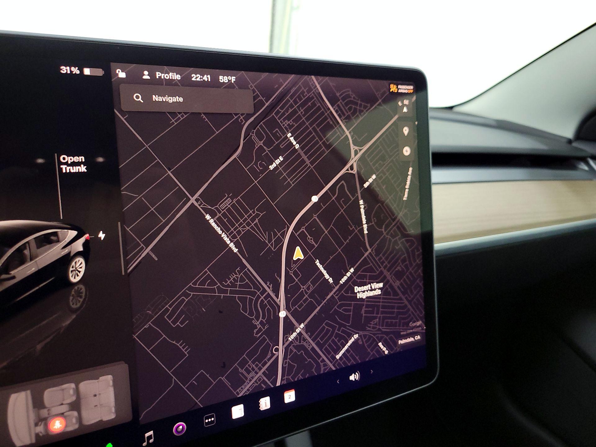 Thumbnail: 2023 Tesla Model 3 - 13