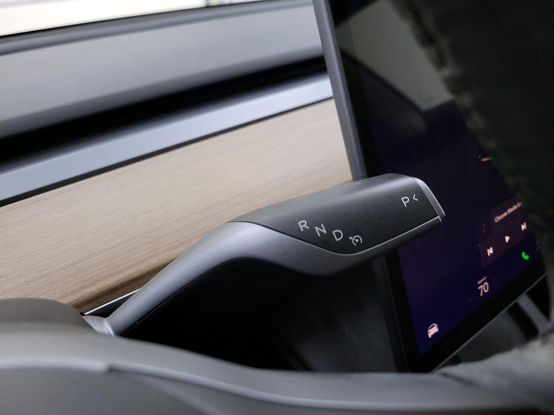 Thumbnail: 2023 Tesla Model 3 - 17