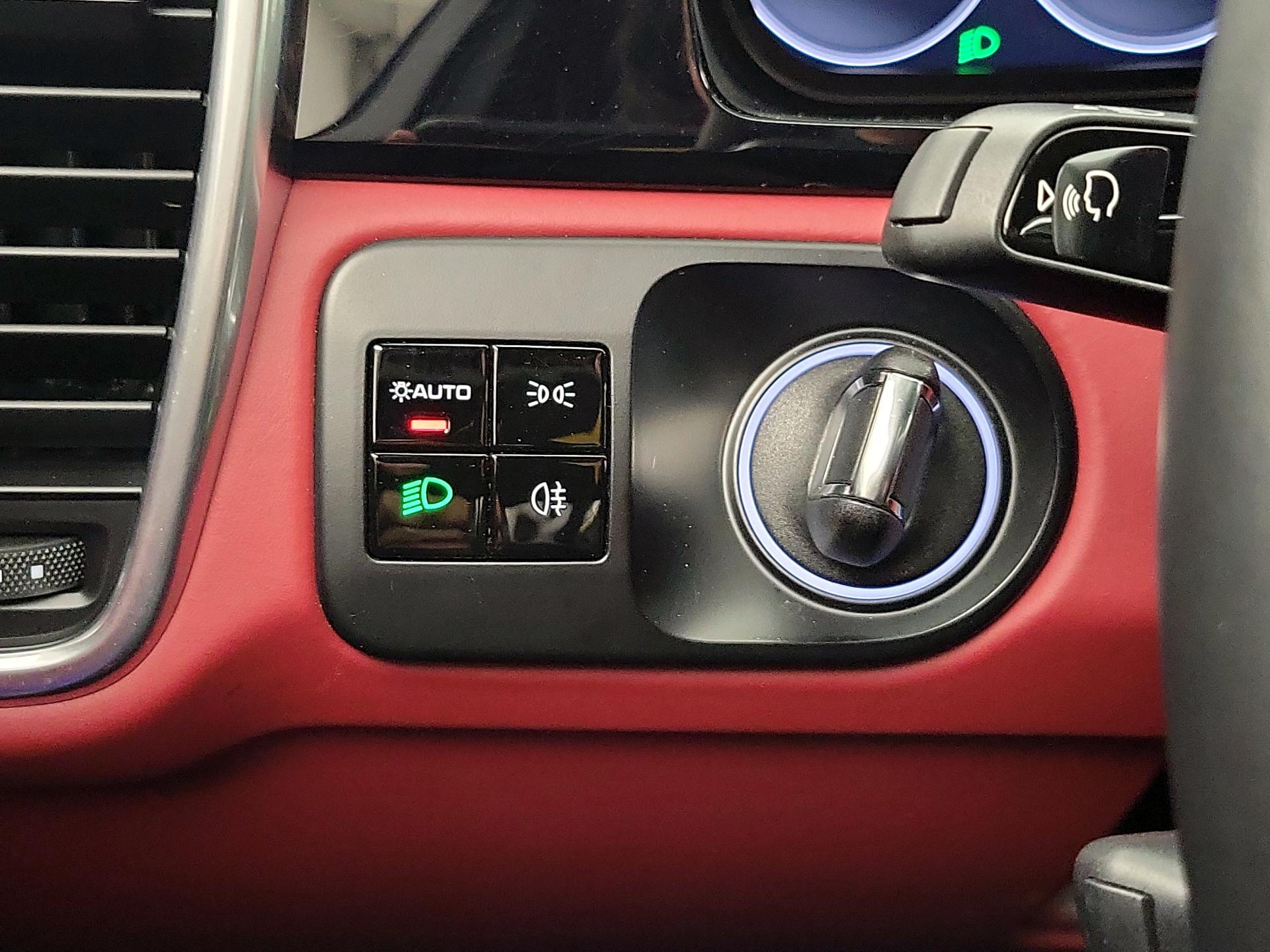 Thumbnail: 2019 Porsche Cayenne - 13