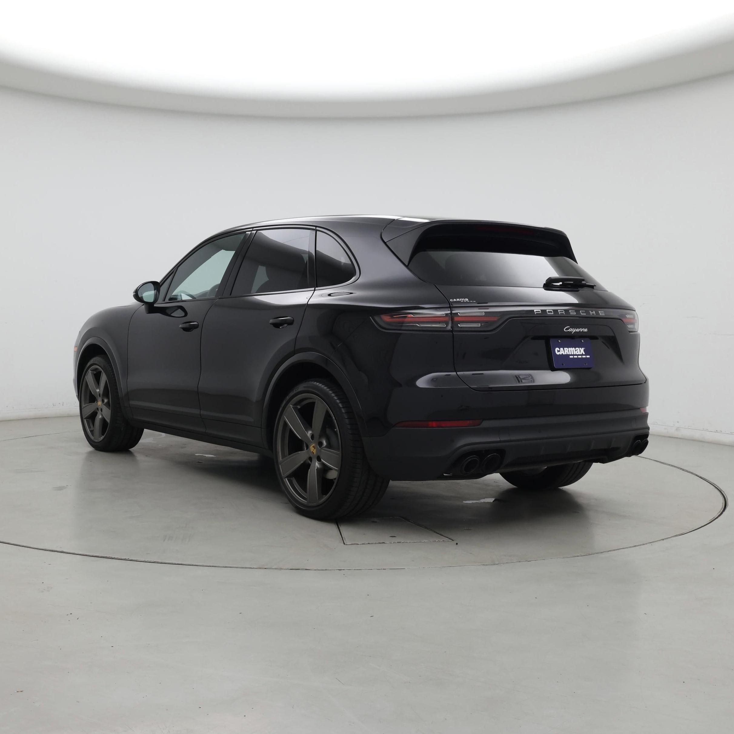 Thumbnail: 2019 Porsche Cayenne - 2