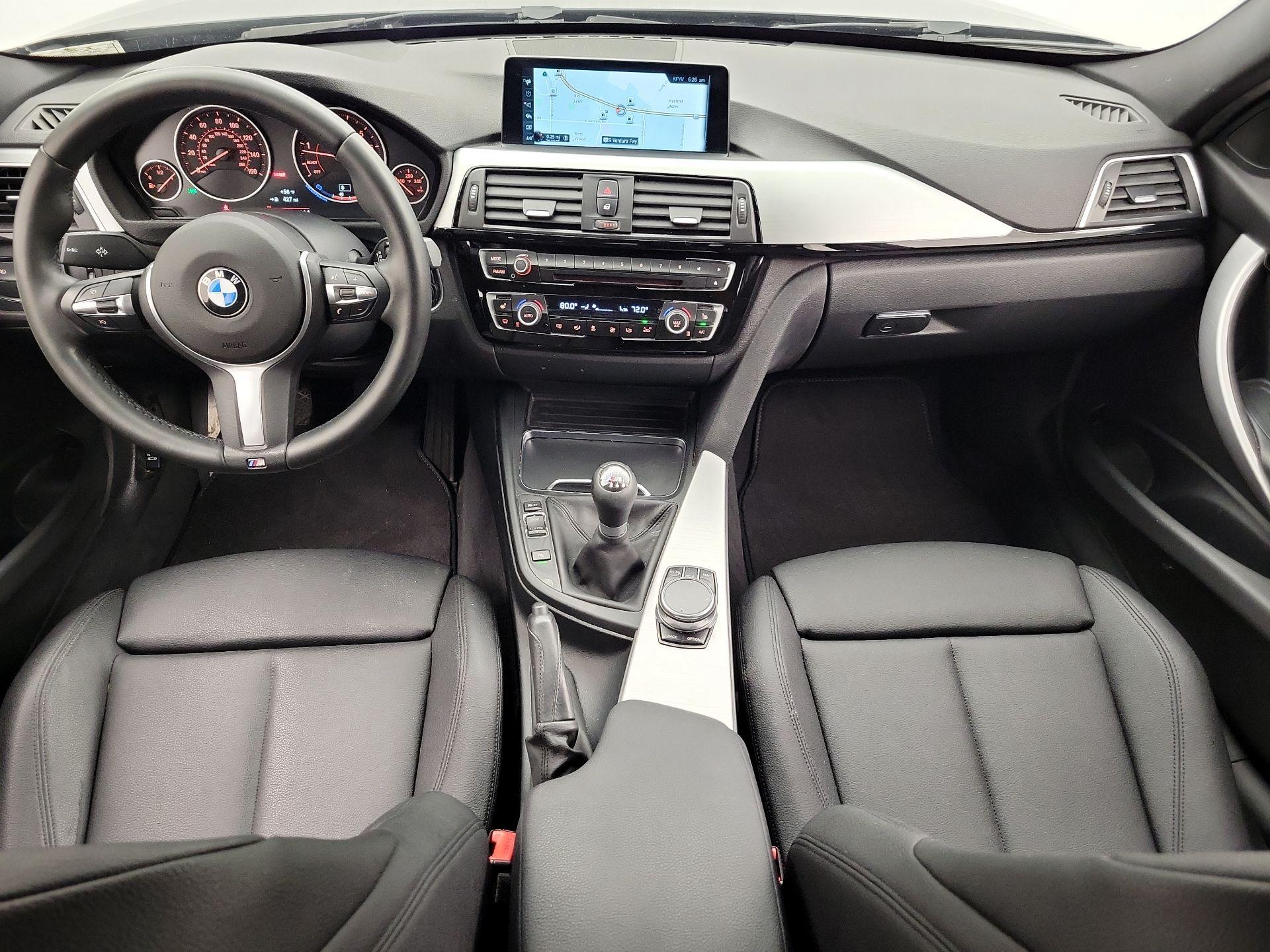 Thumbnail: 2017 BMW 3 Series - 9