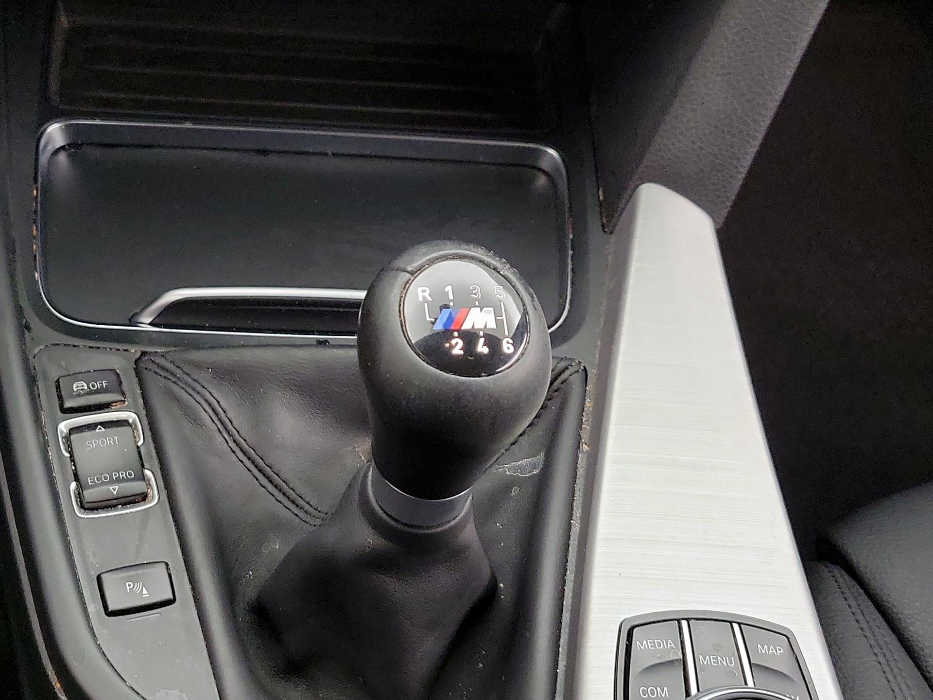 Thumbnail: 2017 BMW 3 Series - 18