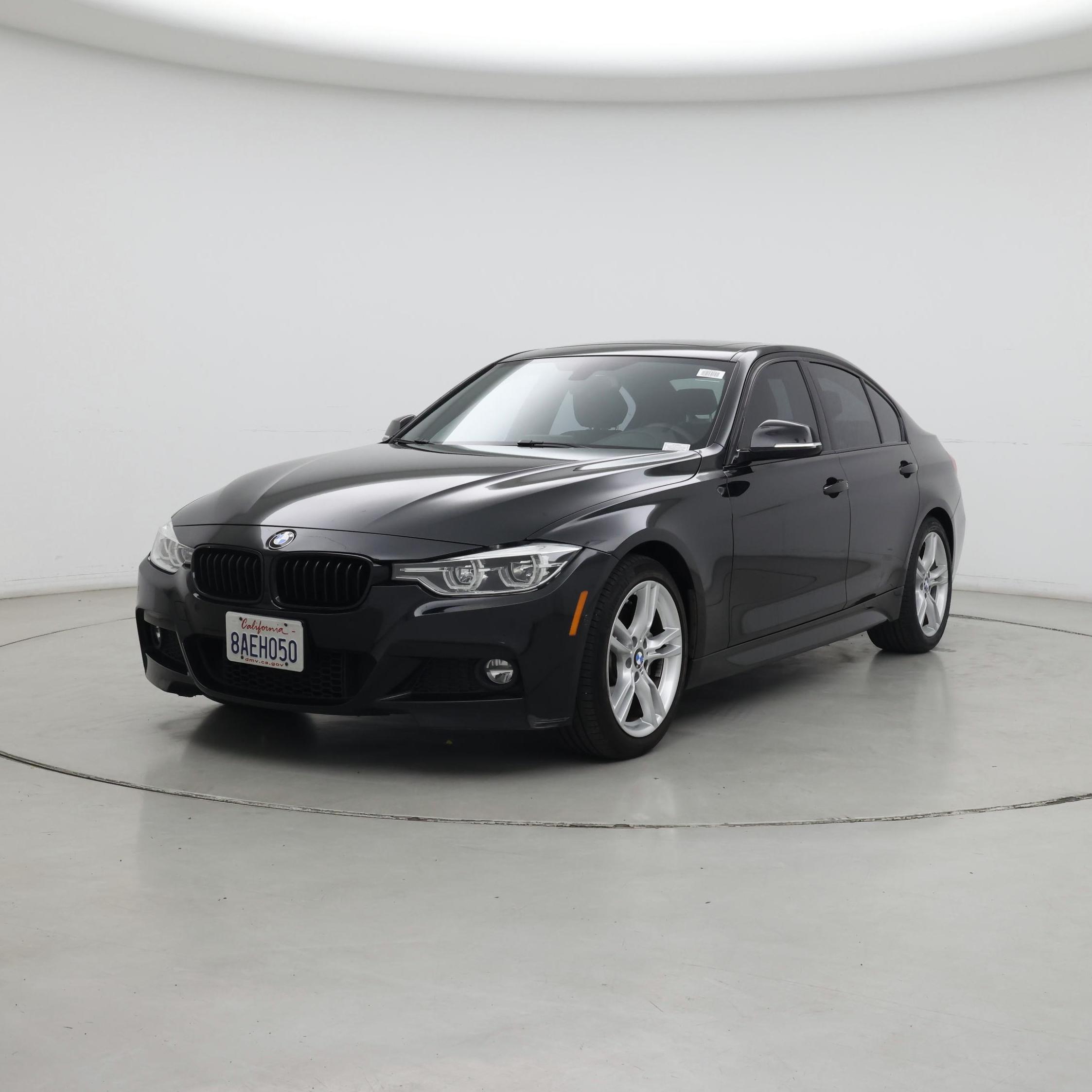 Thumbnail: 2017 BMW 3 Series - 4