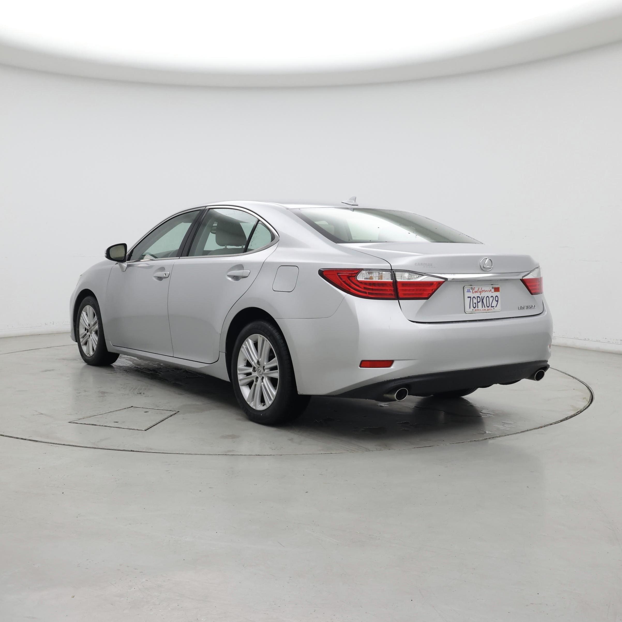 Thumbnail: 2014 Lexus ES - 2