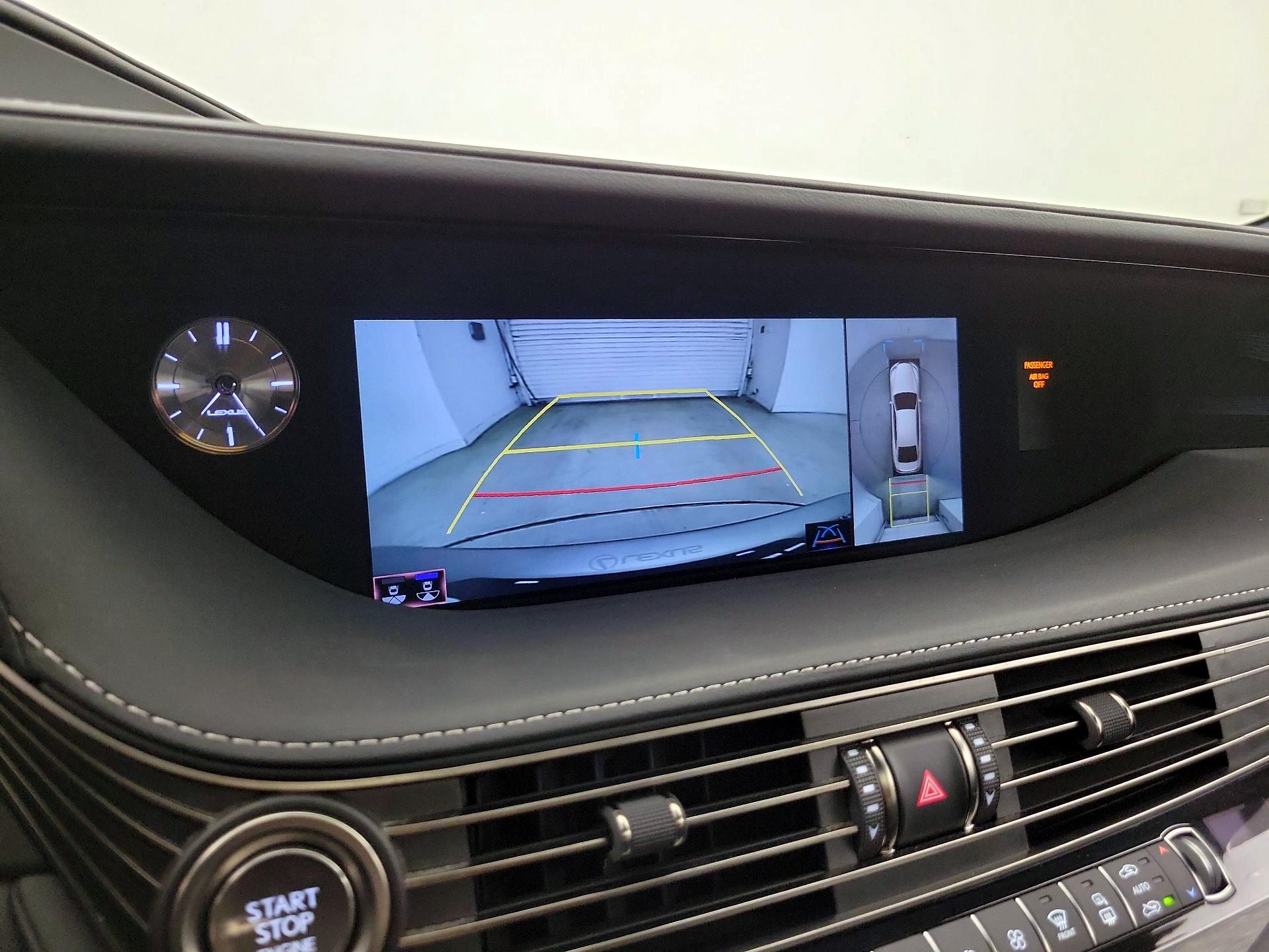 Thumbnail: 2018 Lexus LS - 15