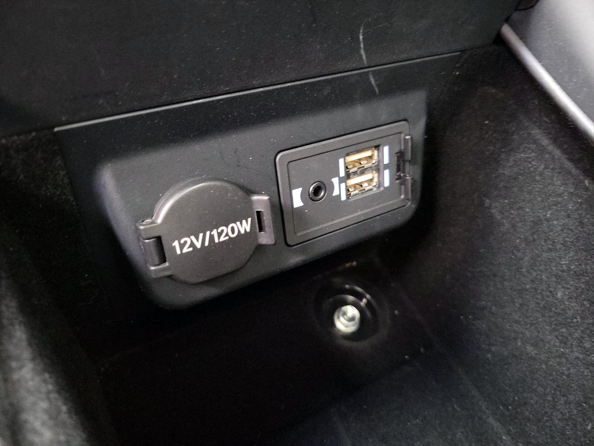 Thumbnail: 2018 Lexus LS - 19