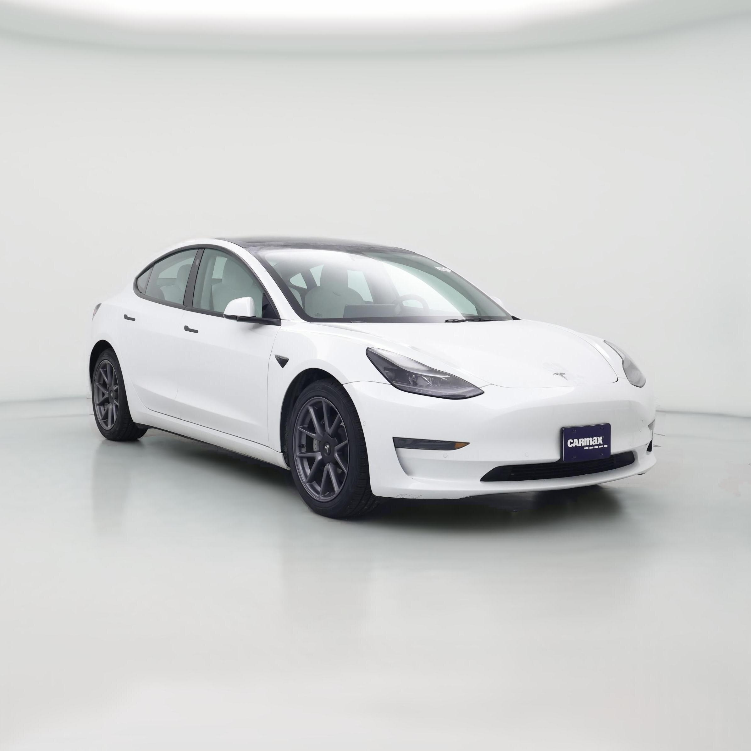 Thumbnail: 2022 Tesla Model 3 - 1