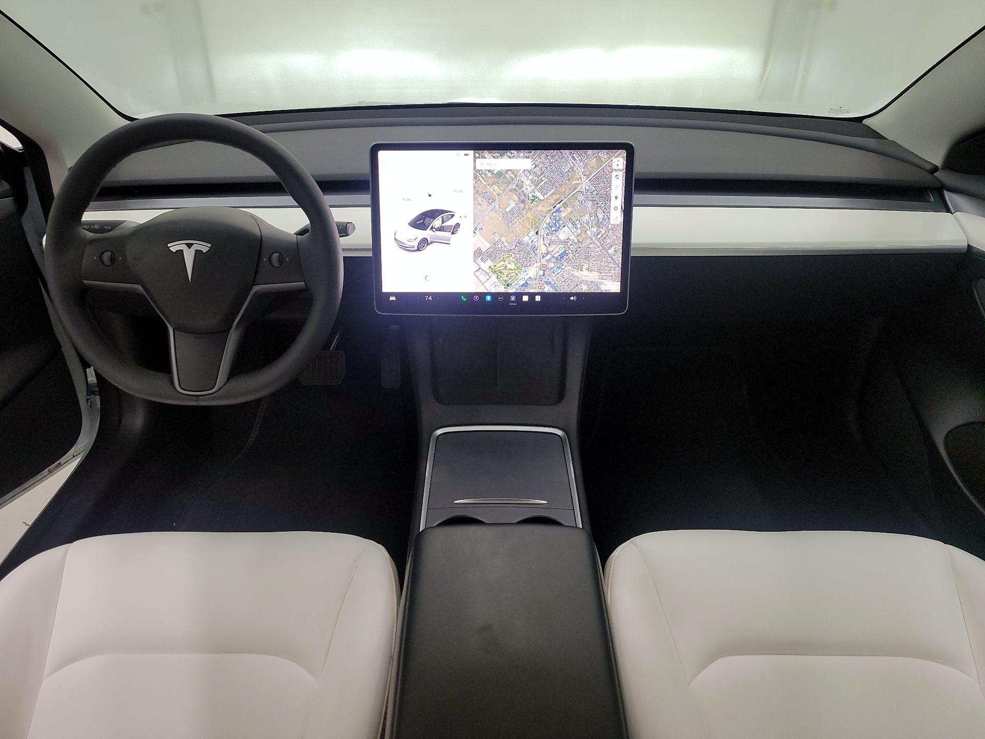 Thumbnail: 2022 Tesla Model 3 - 9