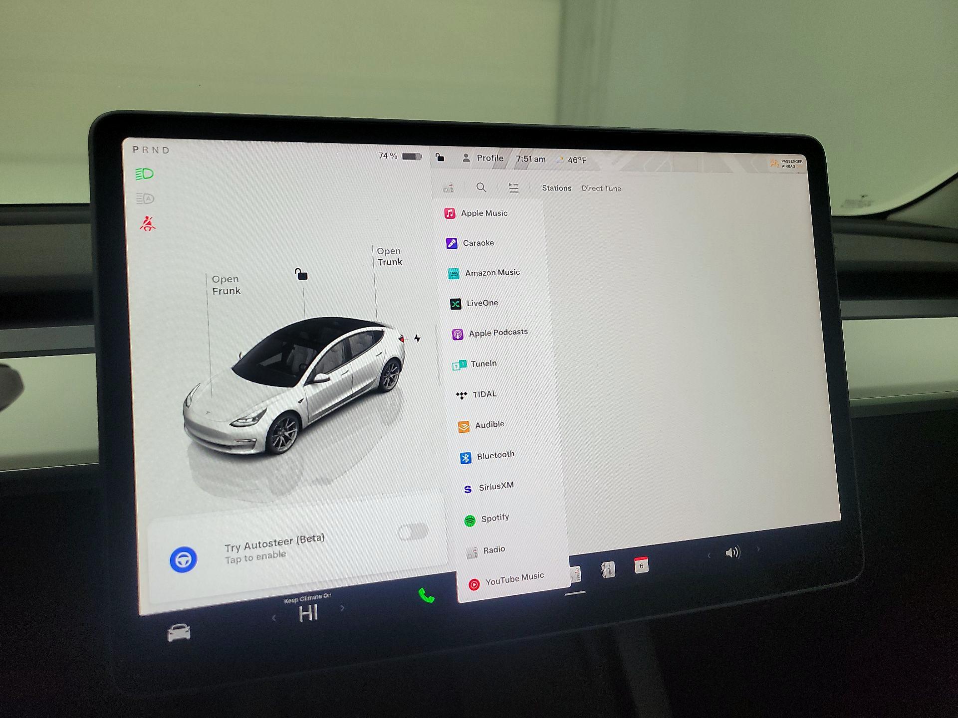 Thumbnail: 2022 Tesla Model 3 - 15
