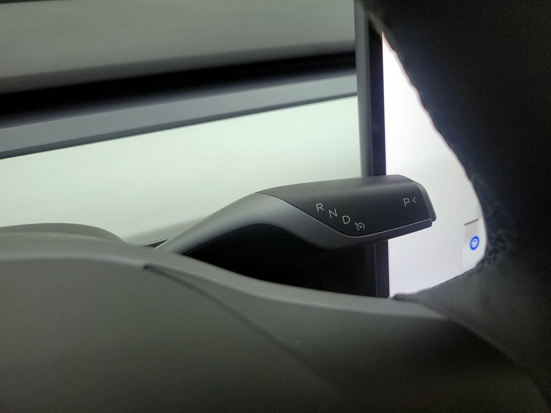 Thumbnail: 2022 Tesla Model 3 - 17