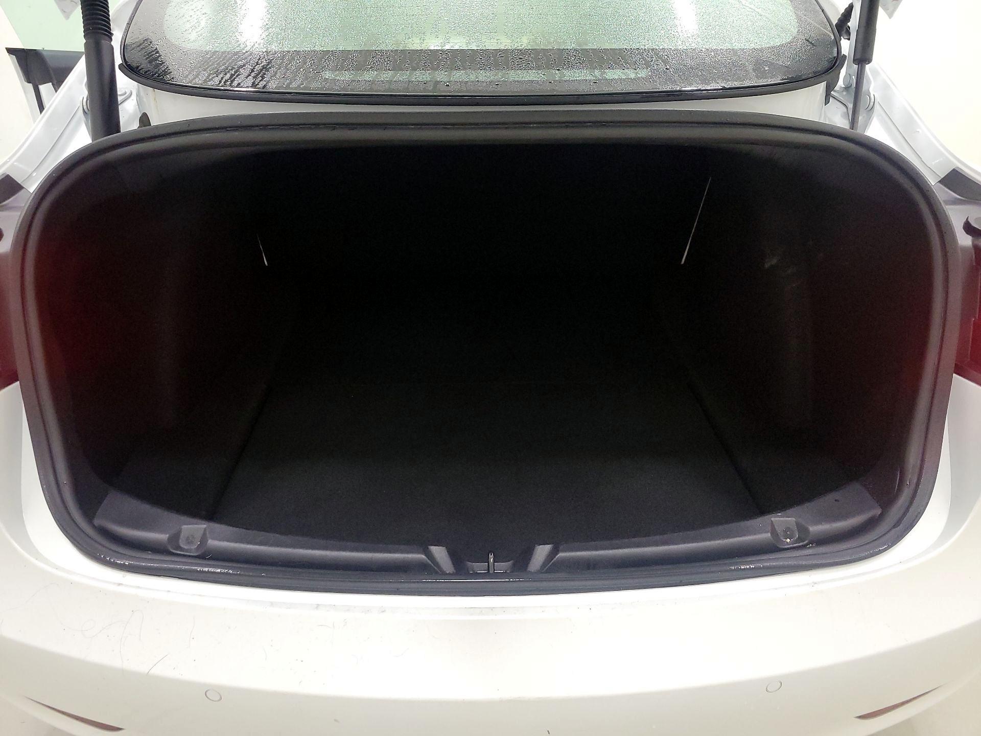 Thumbnail: 2022 Tesla Model 3 - 19