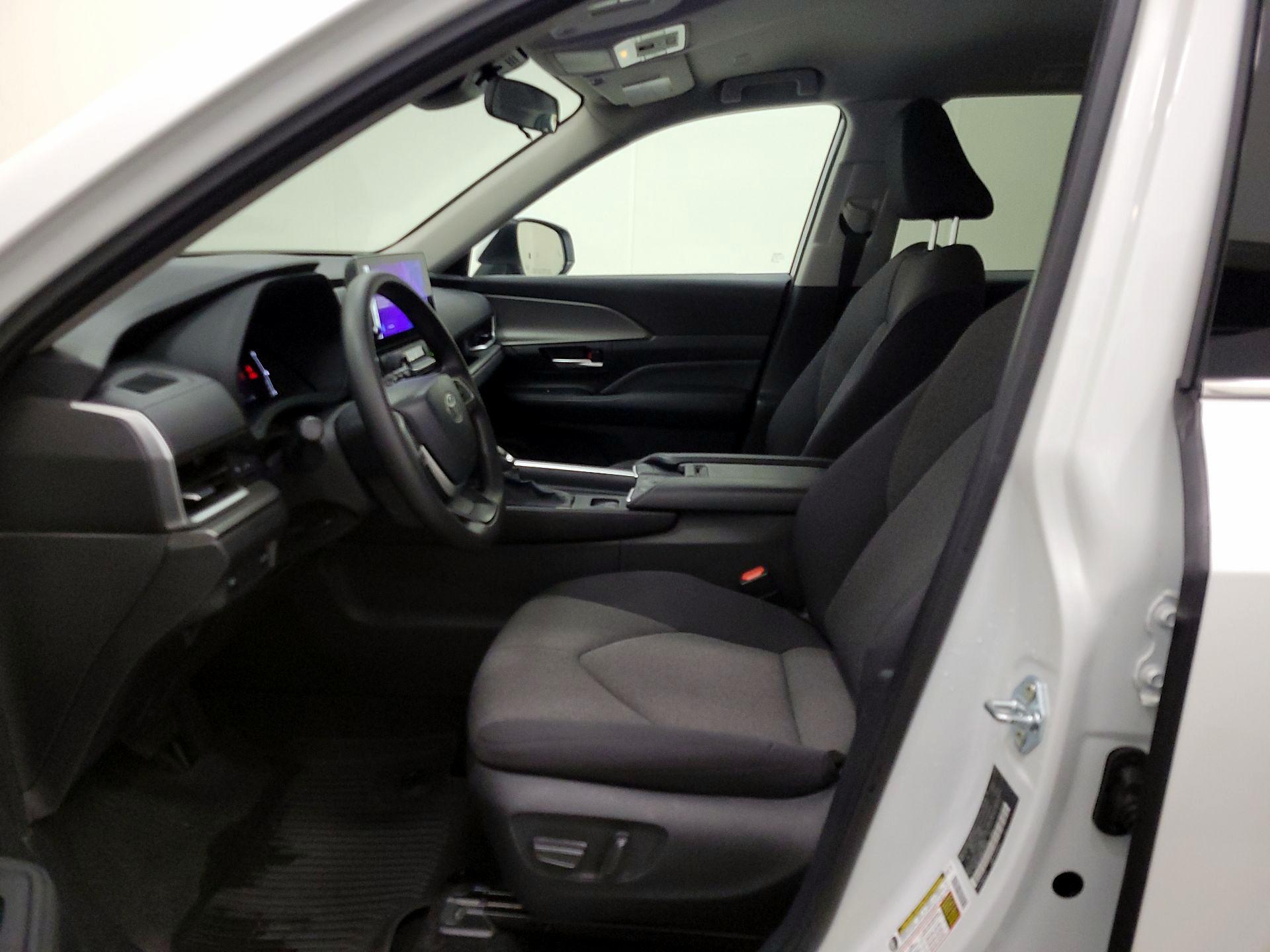 Thumbnail: 2025 Toyota Grand Highlander - 11