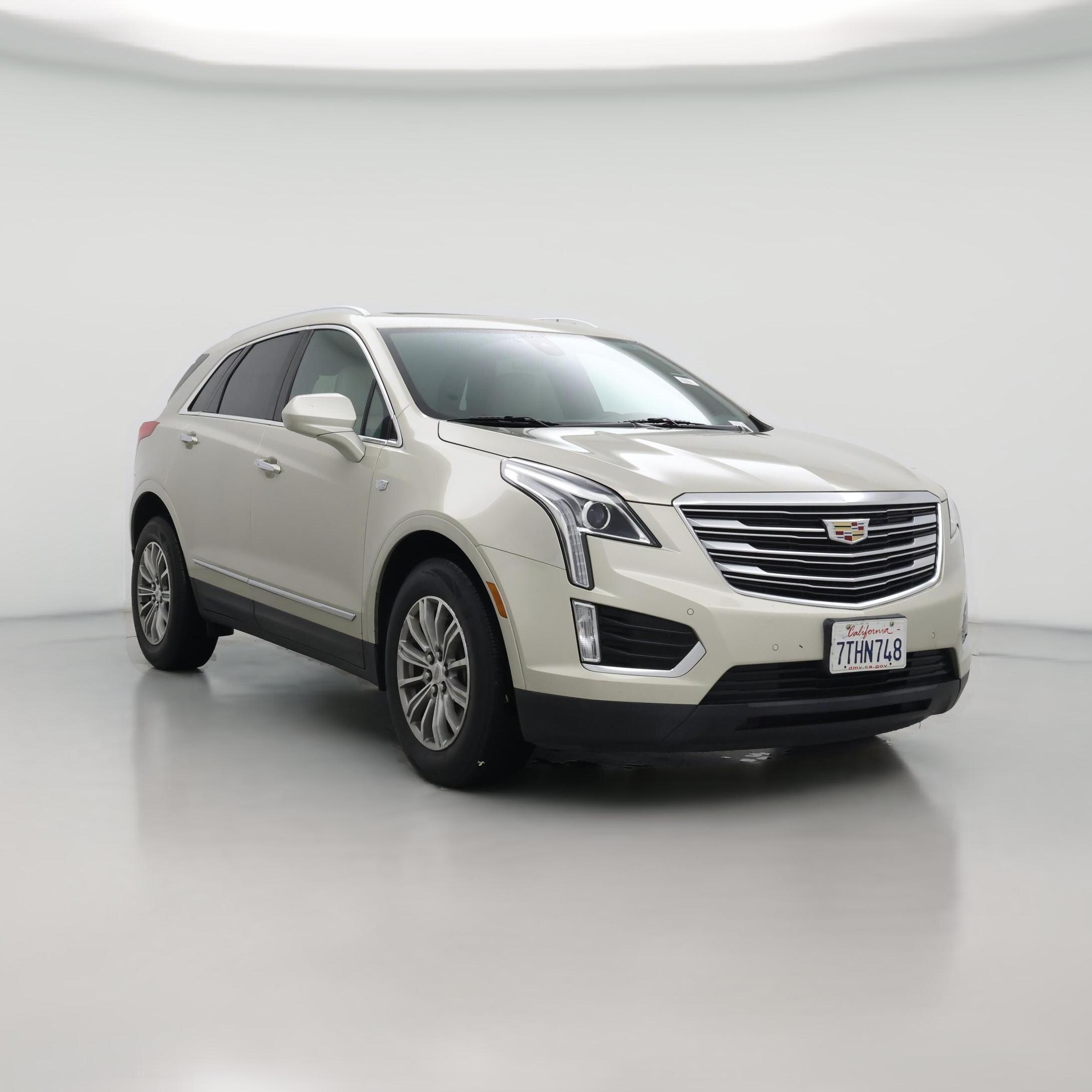Thumbnail: 2017 Cadillac XT5 - 1