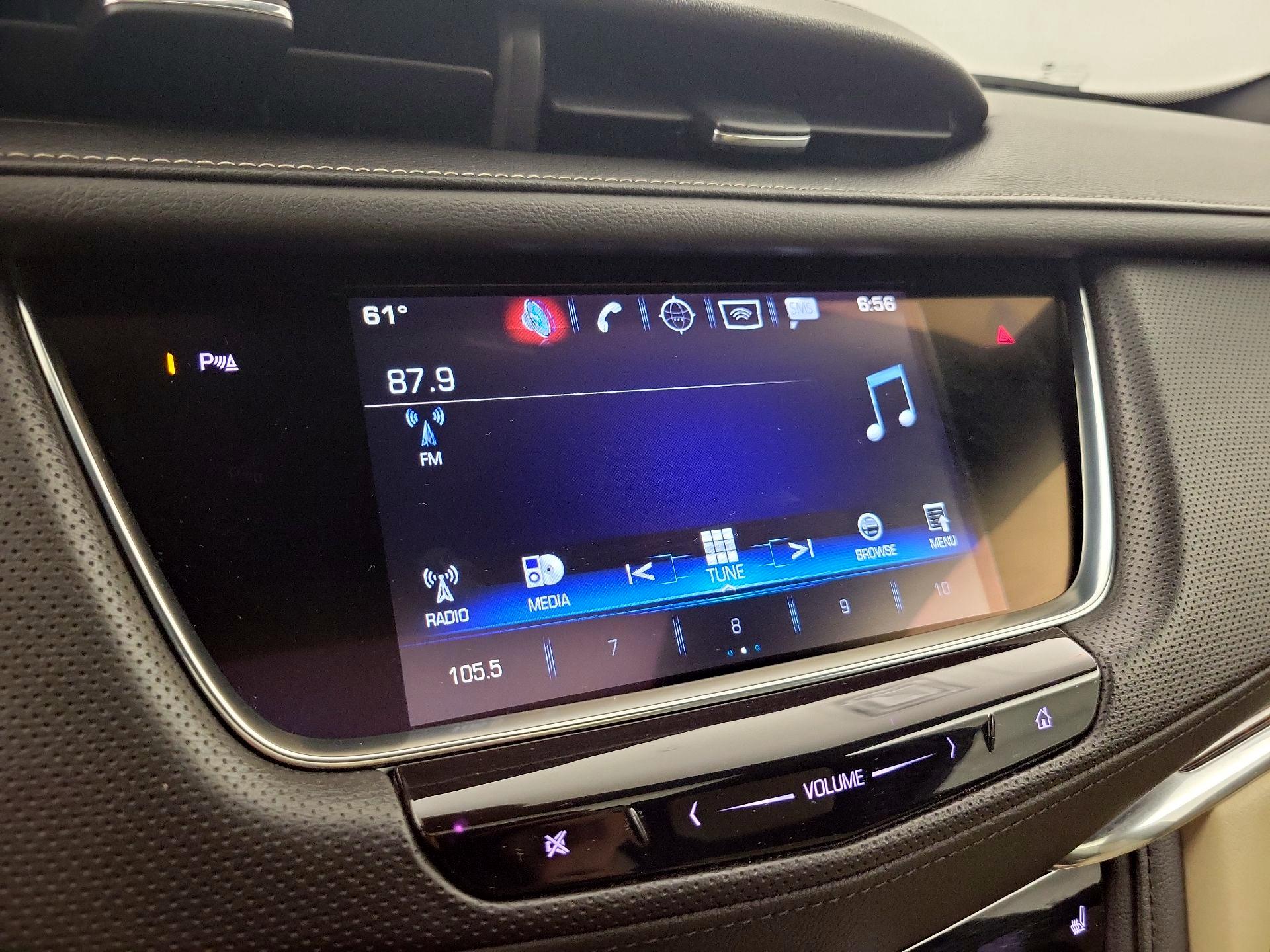 Thumbnail: 2017 Cadillac XT5 - 15