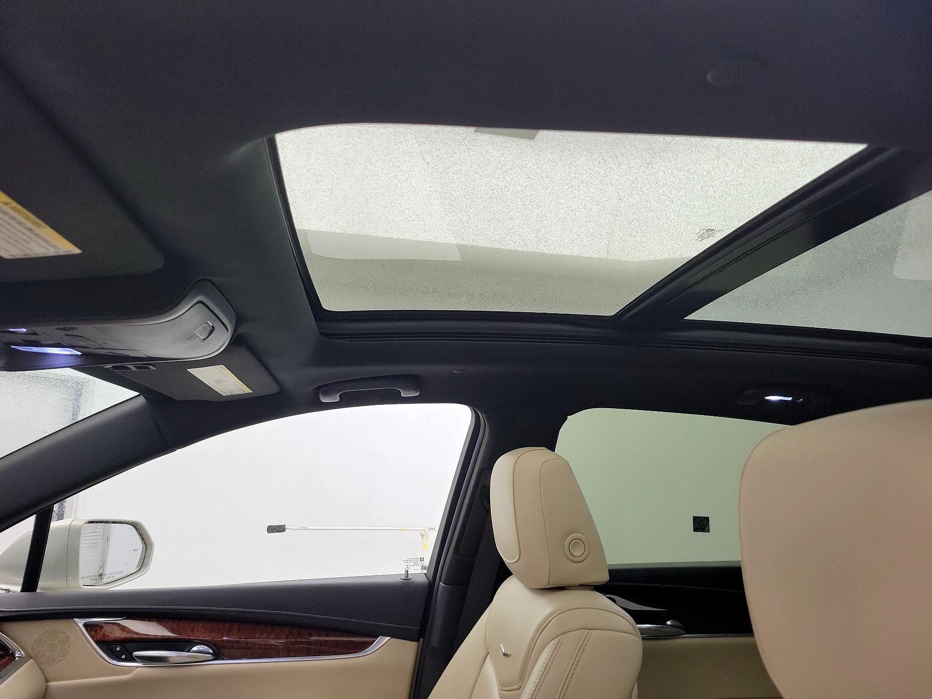 Thumbnail: 2017 Cadillac XT5 - 19