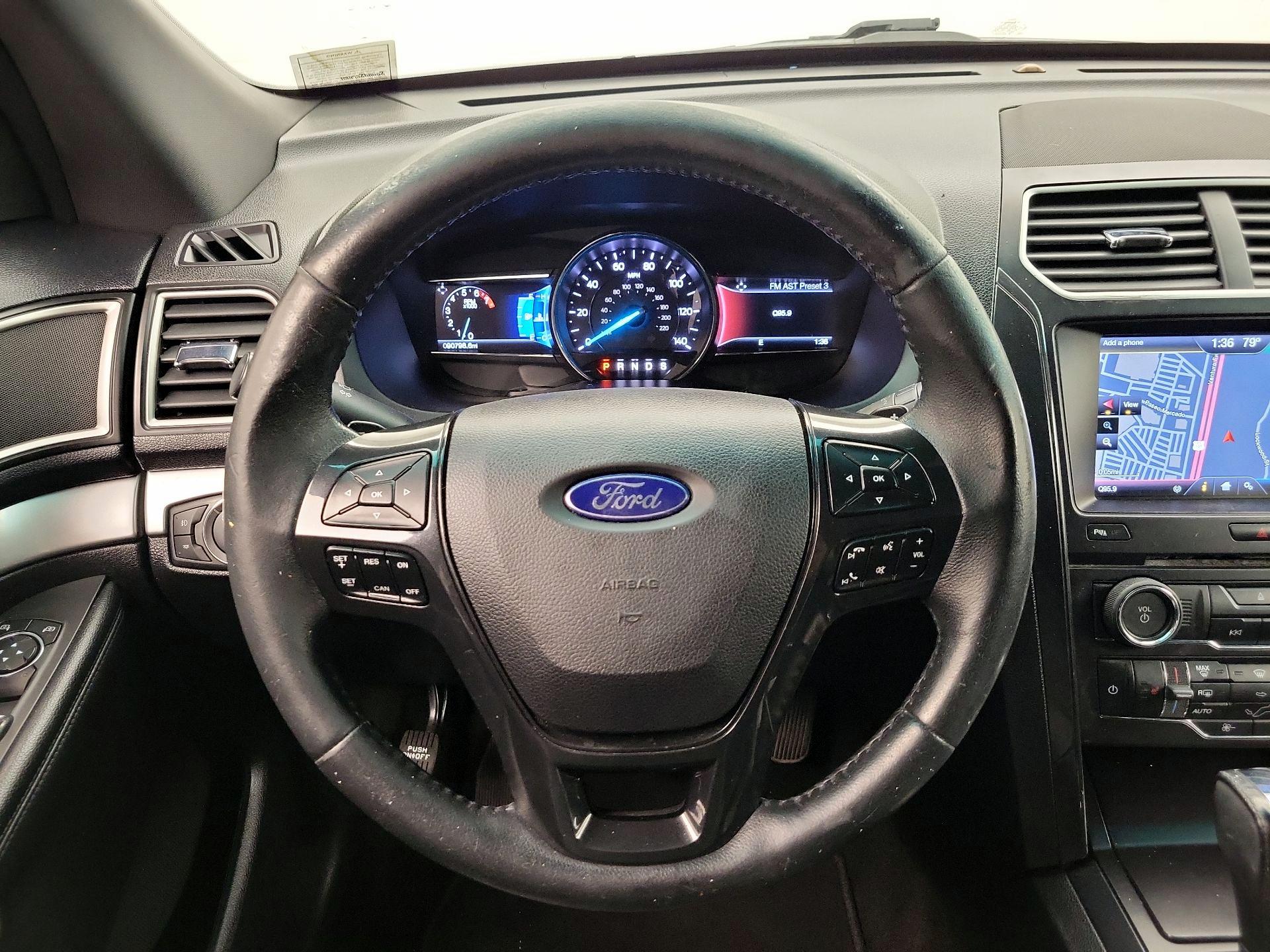 Thumbnail: 2016 Ford Explorer - 10