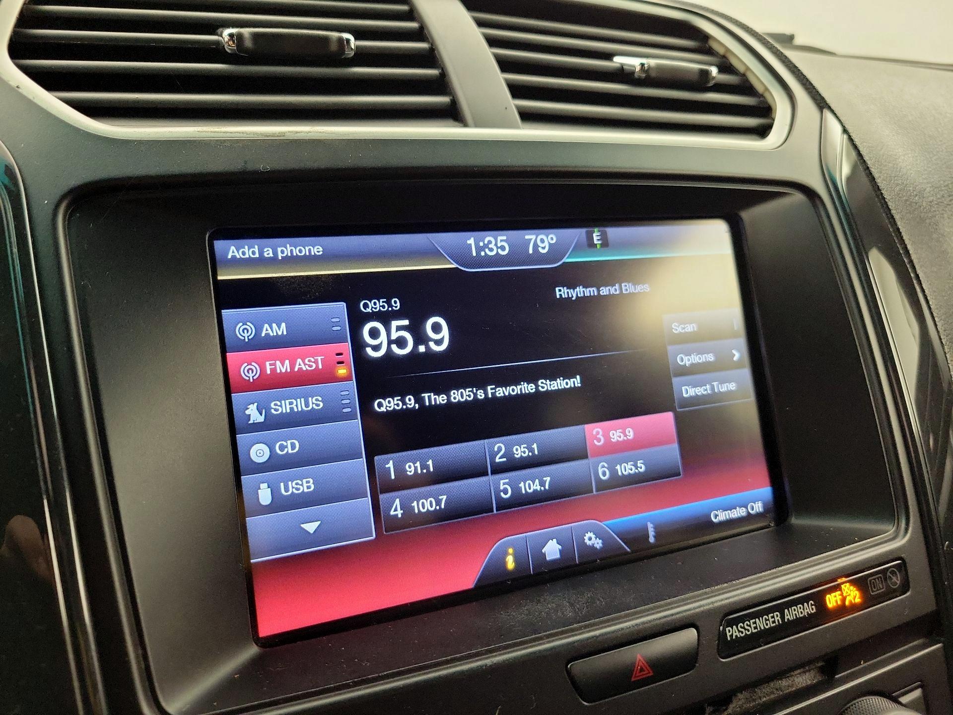 Thumbnail: 2016 Ford Explorer - 16