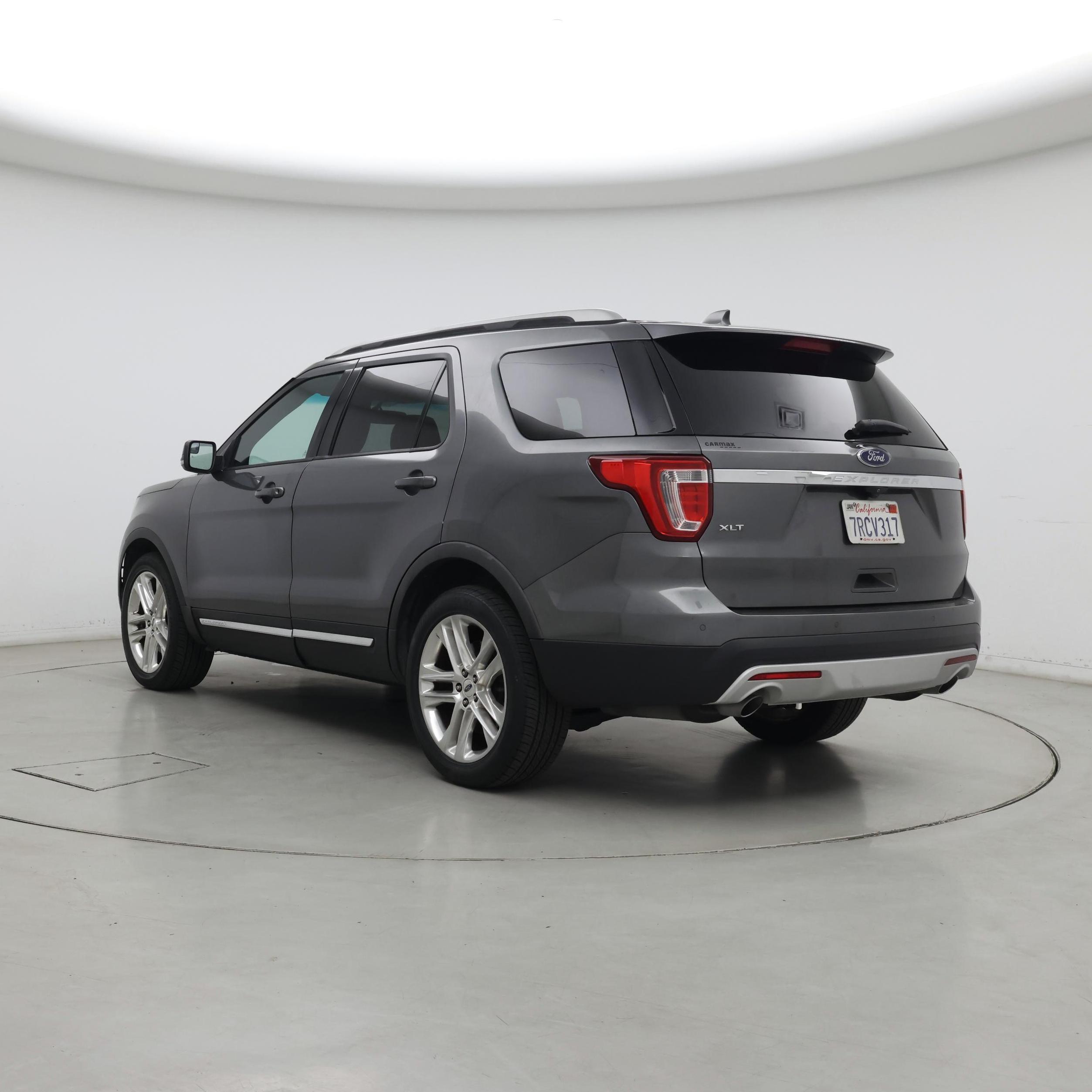 Thumbnail: 2016 Ford Explorer - 2