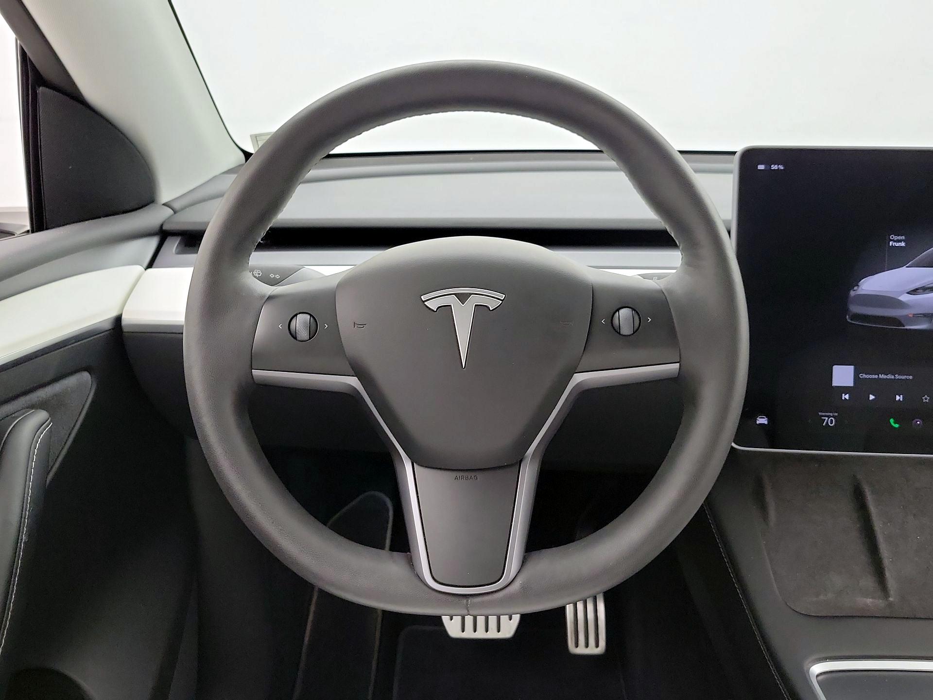 Thumbnail: 2022 Tesla Model Y - 10